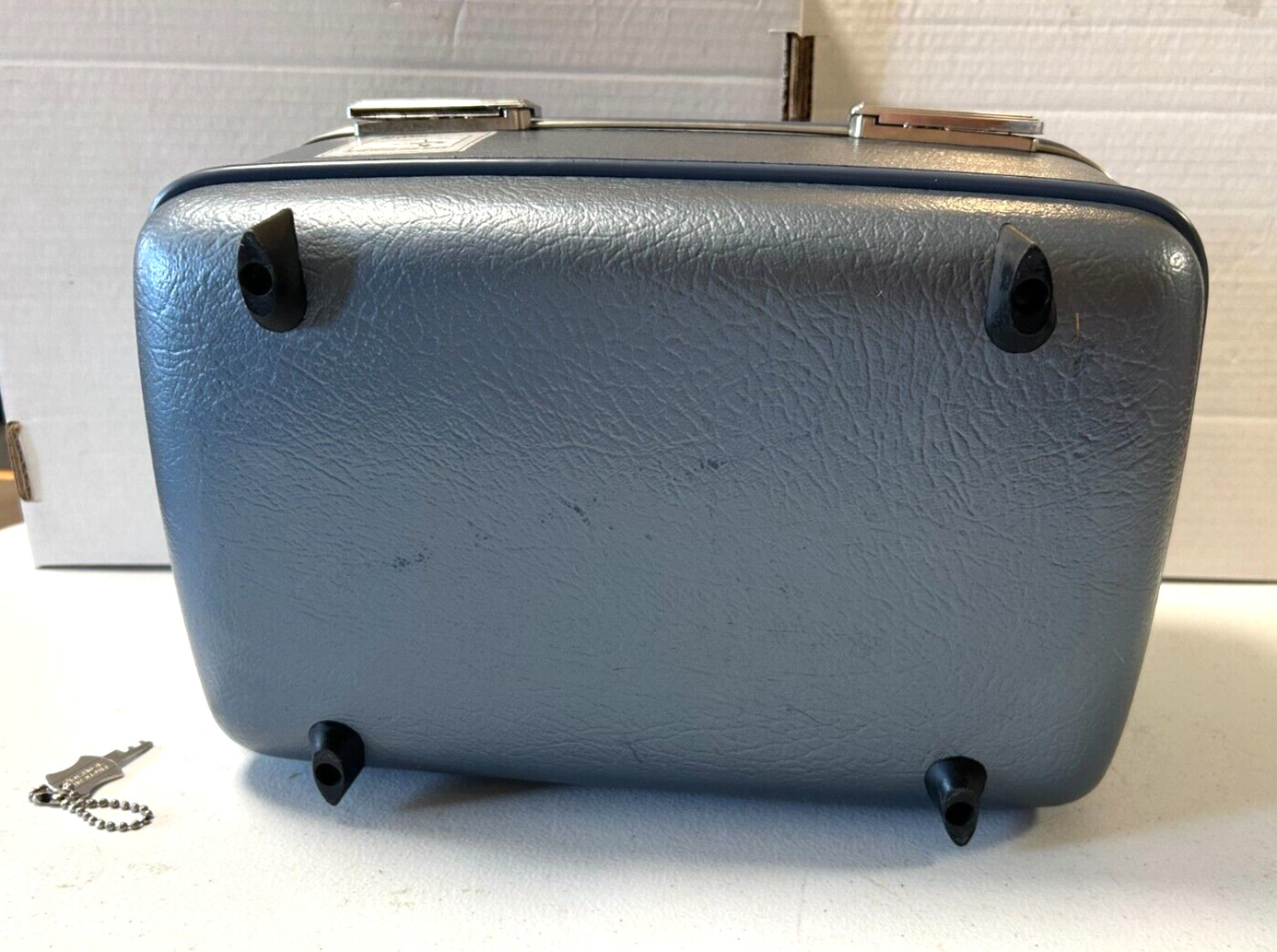 Vintage Blue American Tourister Hard Shell Luggage Make Up Case Stag Prop