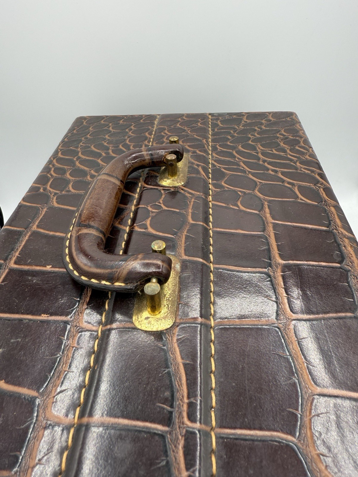 Antique Shortrip Brown Saks Fifth Avenue NY Leather Vanity Case Genuine Leather