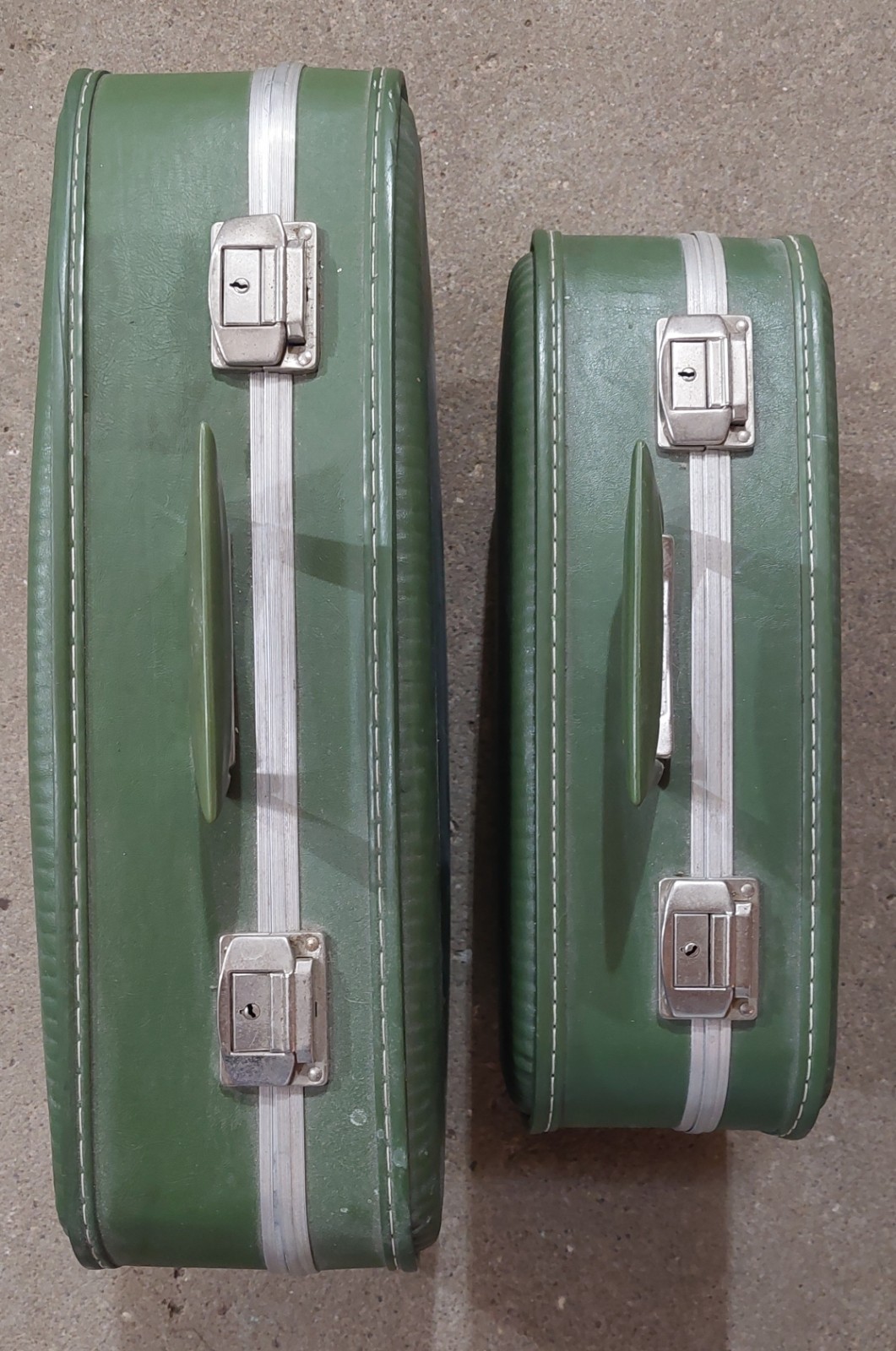 Vintage Set Of Luggage Matching 2 Piece Set Pea Green