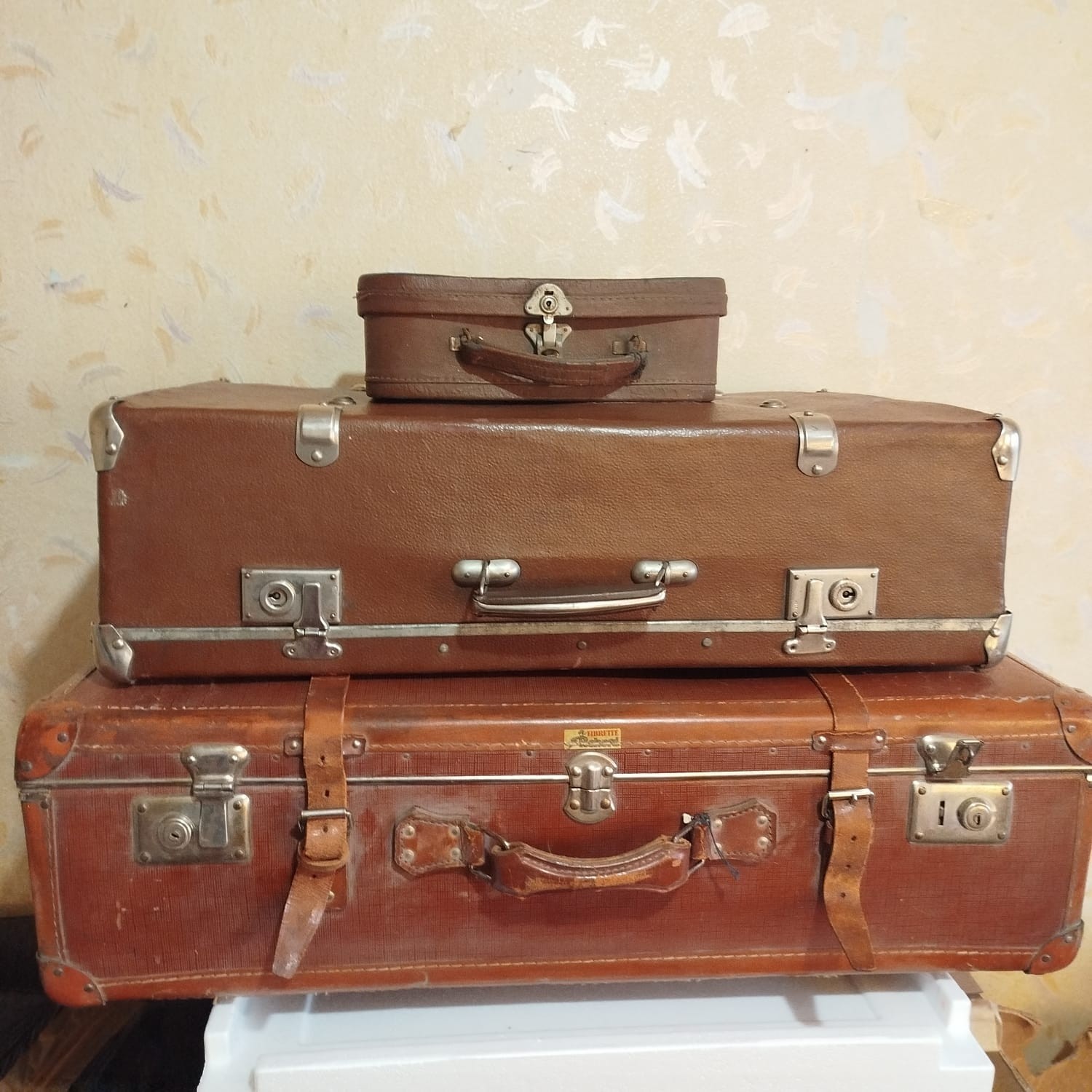 Vintage Suitcase 50s Retro Overseas Suitcase Mid Century Wardrobe Suitcase