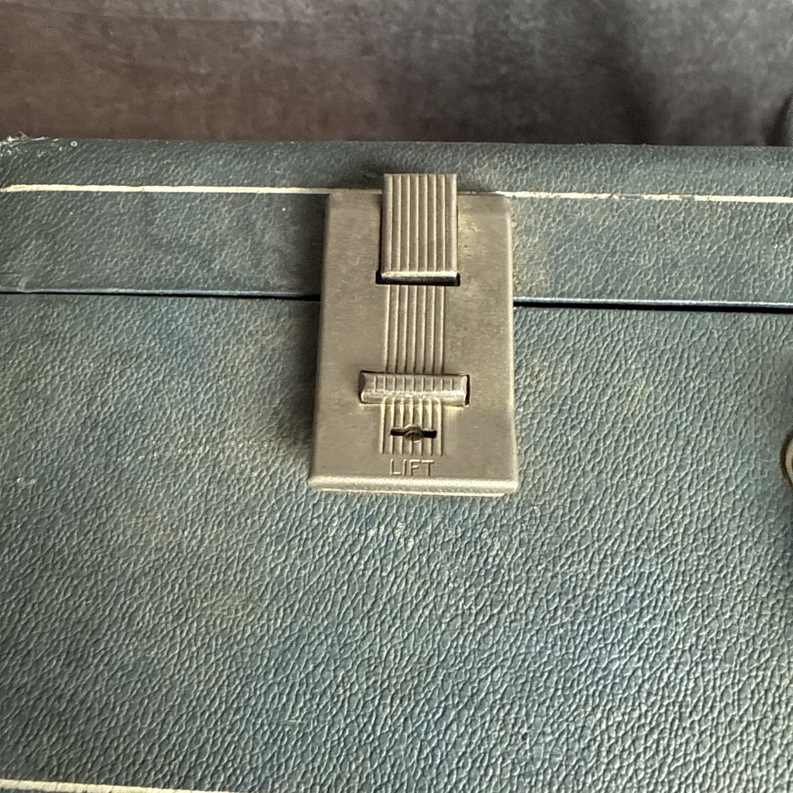 Blue VACATIONER Hardshell Suitcase w/ Flip Up Metal Latch & Bakelite Handle