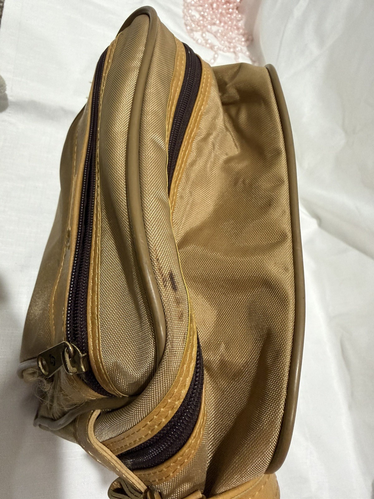 Y2K Tan Crossbody Nylon Travel Bag Shoulder Organizer Vintage Vtg 80s 90s