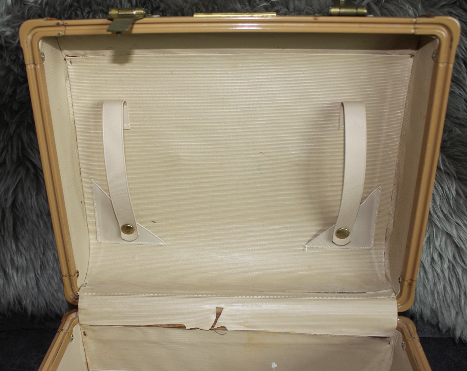 Vtg Towncraft Train Case Cosmetic Makeup Luggage Suitcase Travel Bag NO KEY