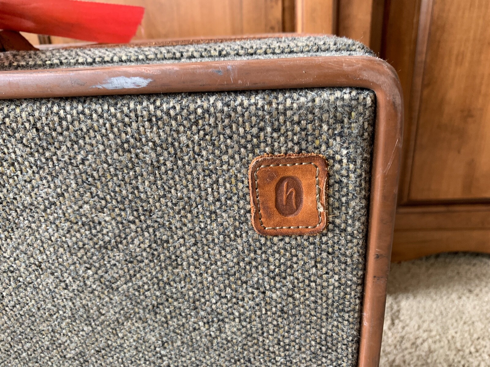 Vintage Hartmann Tweed Luggage Suitcase (B) Leather Belting & TAG, Toile Lining