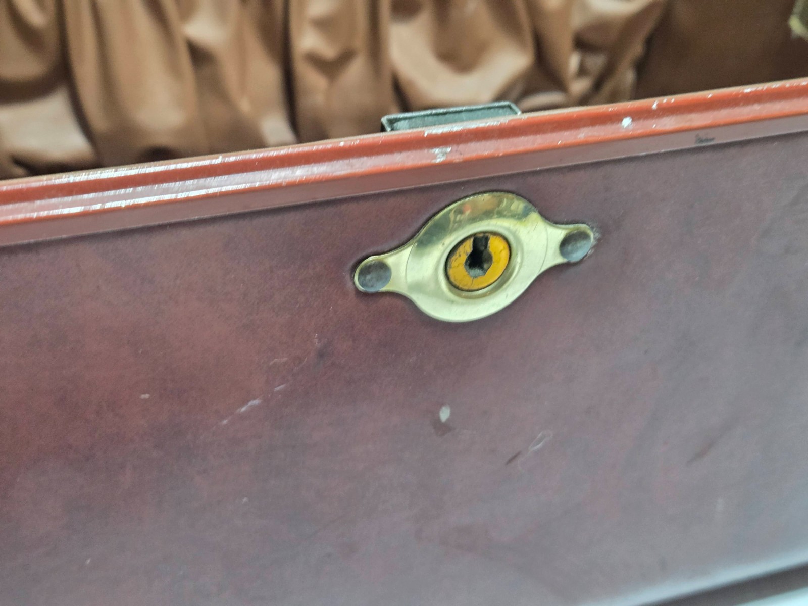 Vintage Samsonite Shwayder Bros Brown Train Case Vanity Luggage With Mirror USA