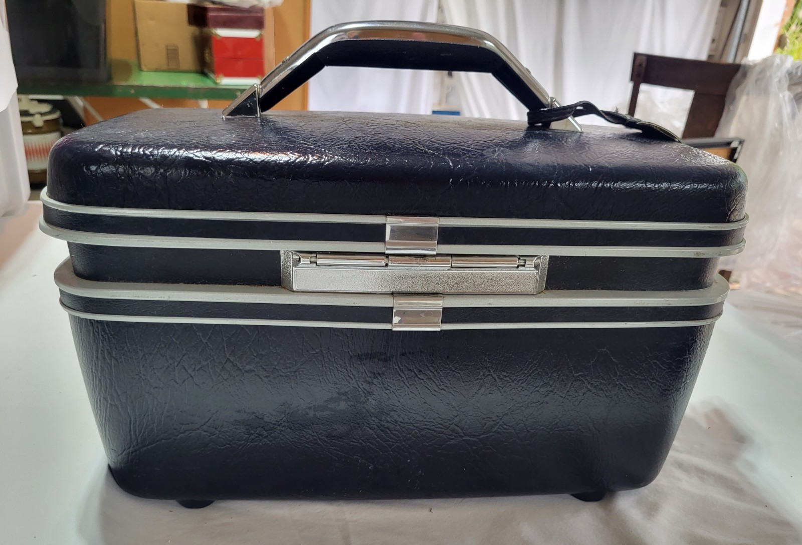 Vintage Black Samsonite Carrying Case Luggage with Leather I.D. Tag