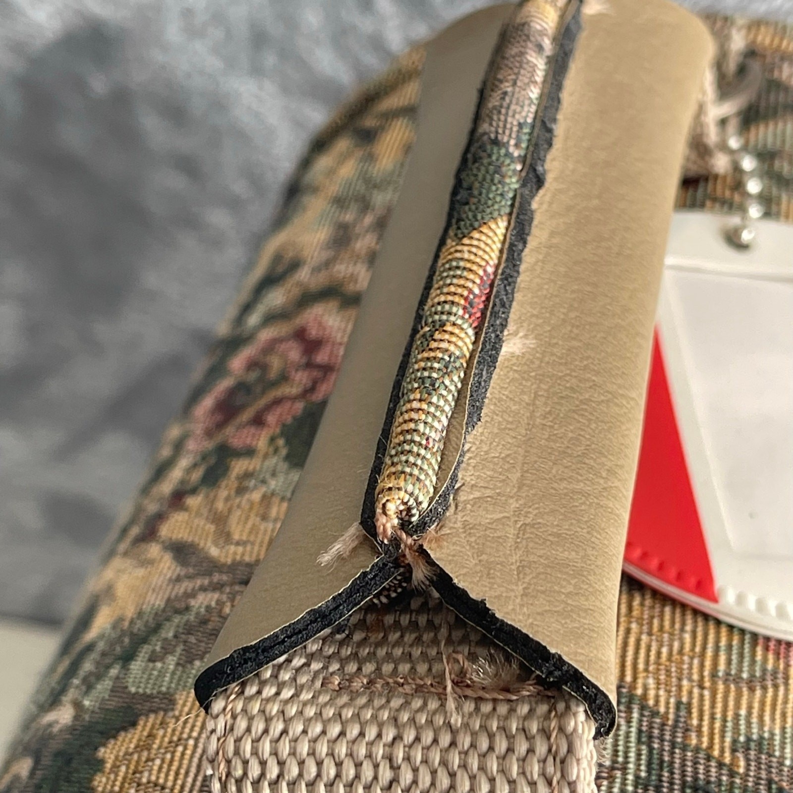 Vtg American Tourister Soft Train Case Luggage Make-up Carry-on Floral Tapestry