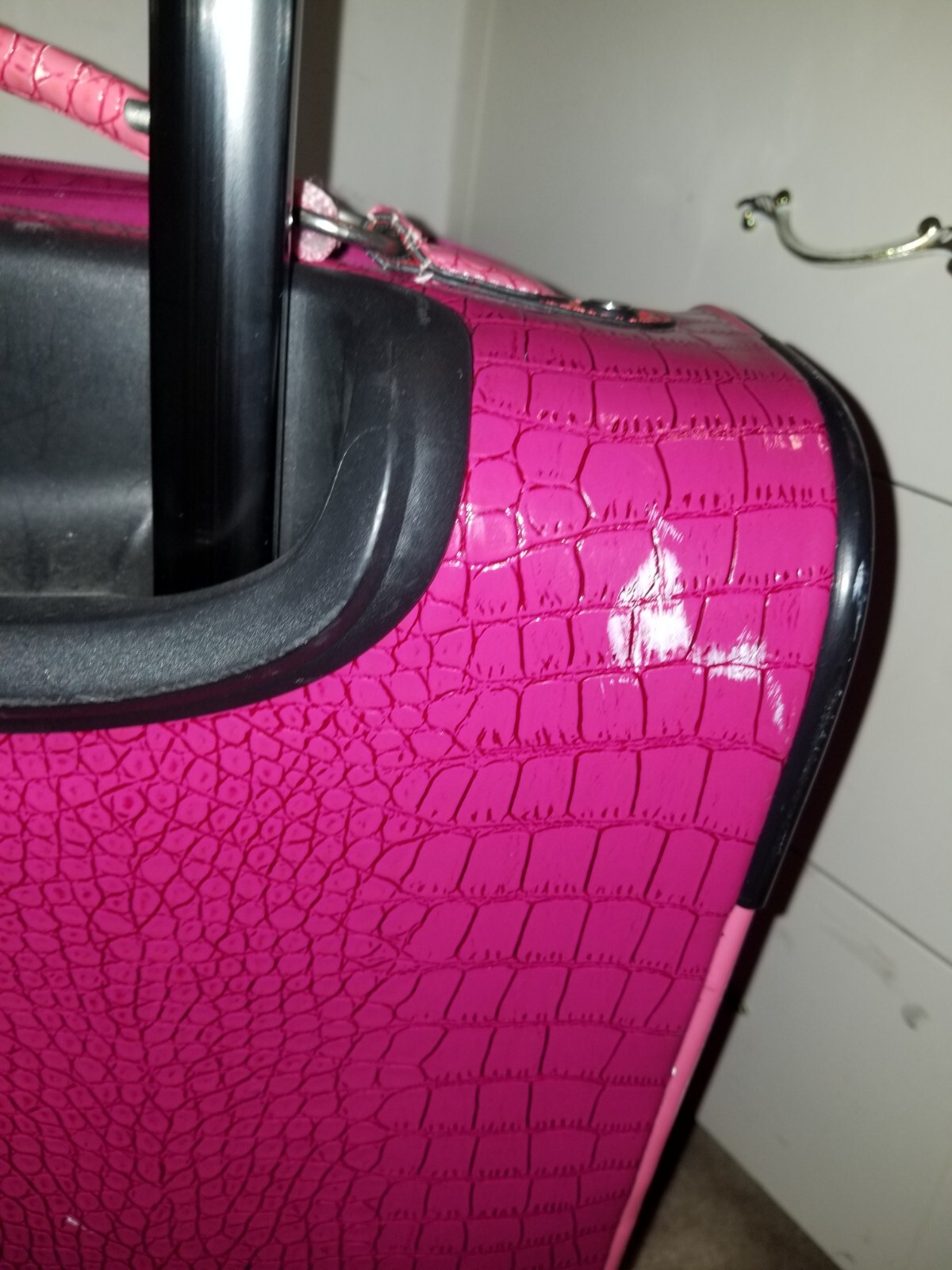 Vintage G by Guess Faux croc pink luggage carry on