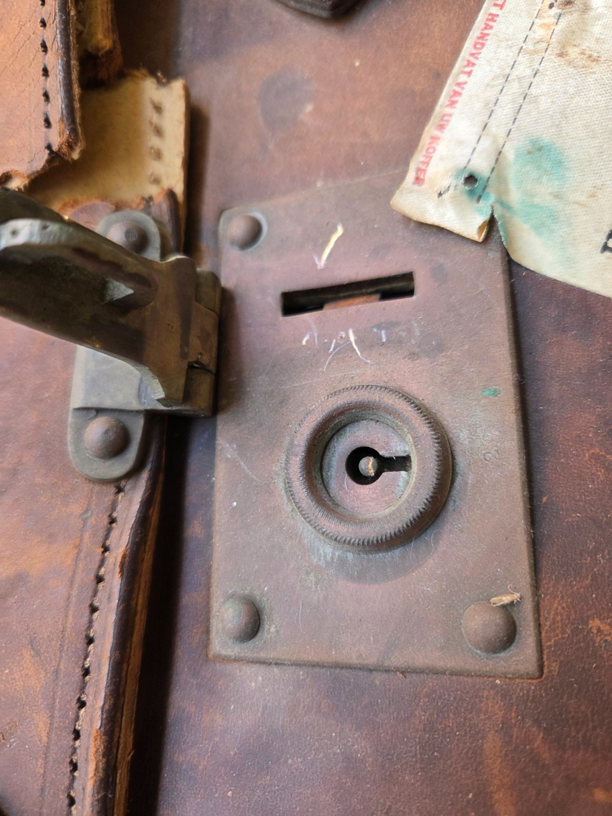 OLD Antique Leather Suitcase Luggage – 23” x 13″ x 7”