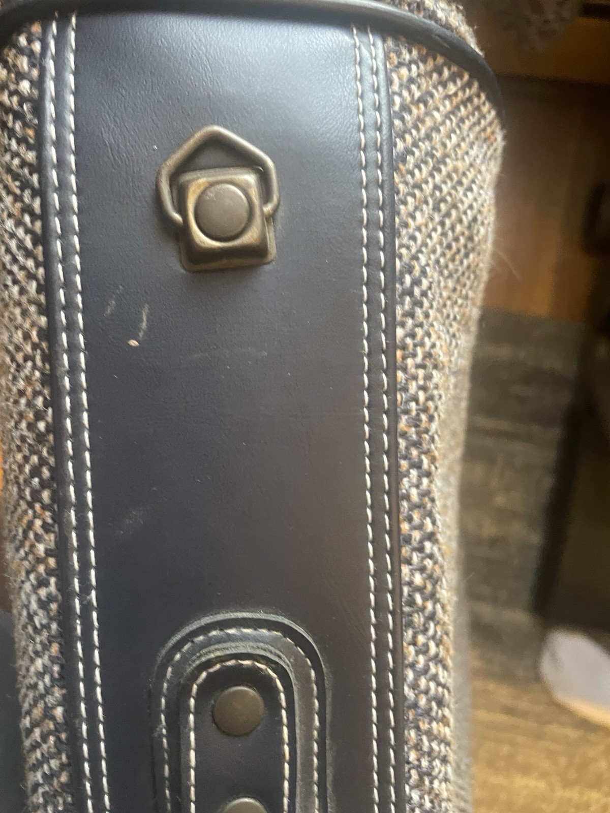 Jordache Vintage Bi-Fold Garment Bag Multicolor