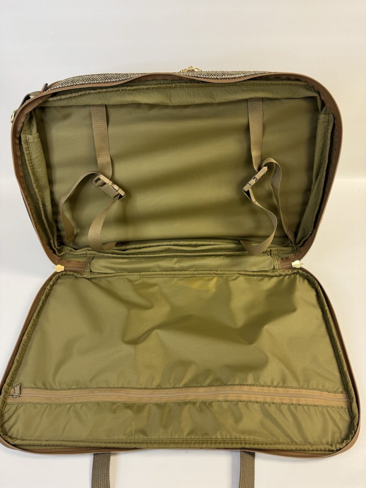 Vintage Hartmann Luggage Belted Tweed Leather Carry On Weekender Expandable 22in