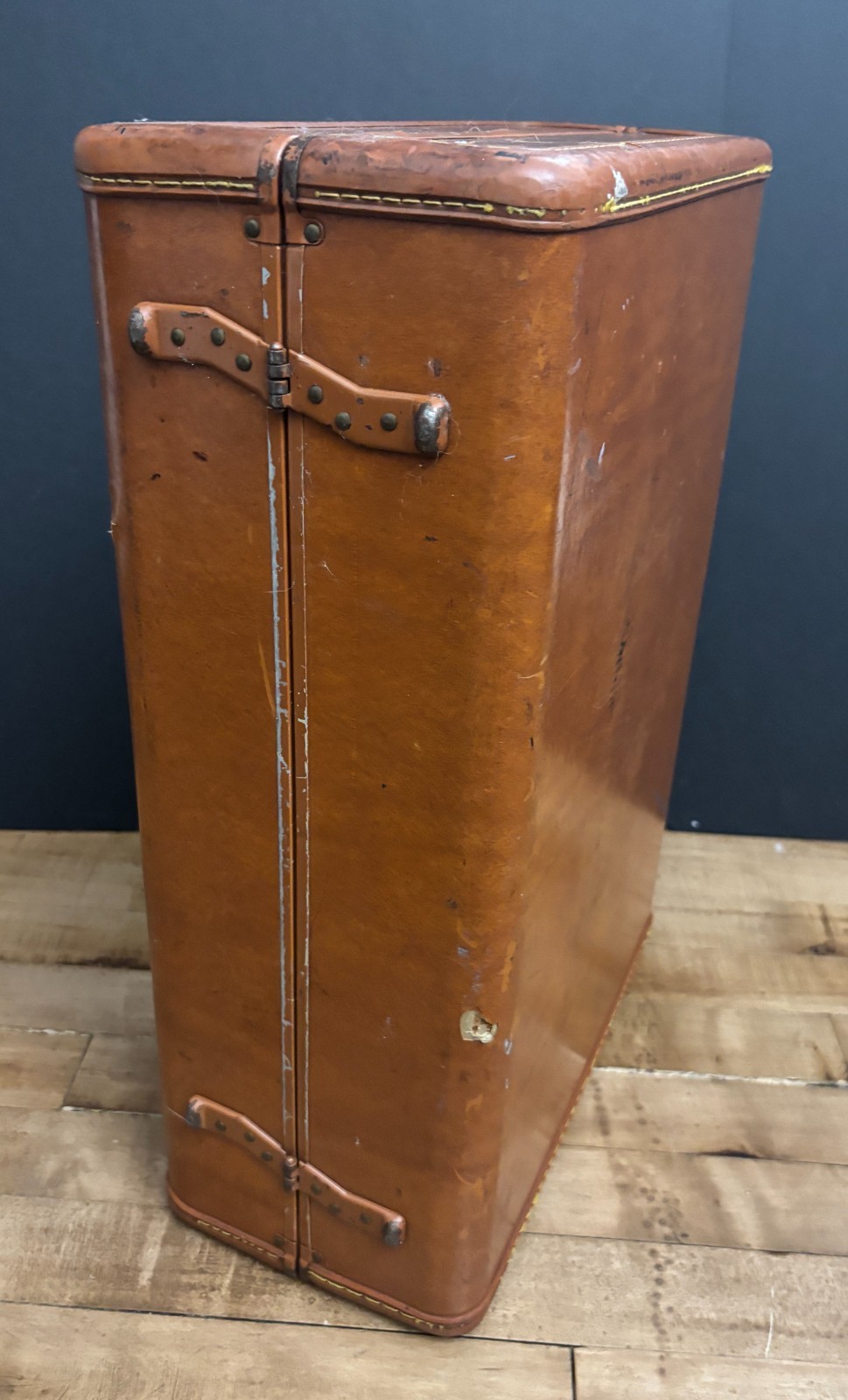 Vintage Samsonite Streamlite Suitcase Brown 20″ x 15″ x 6″