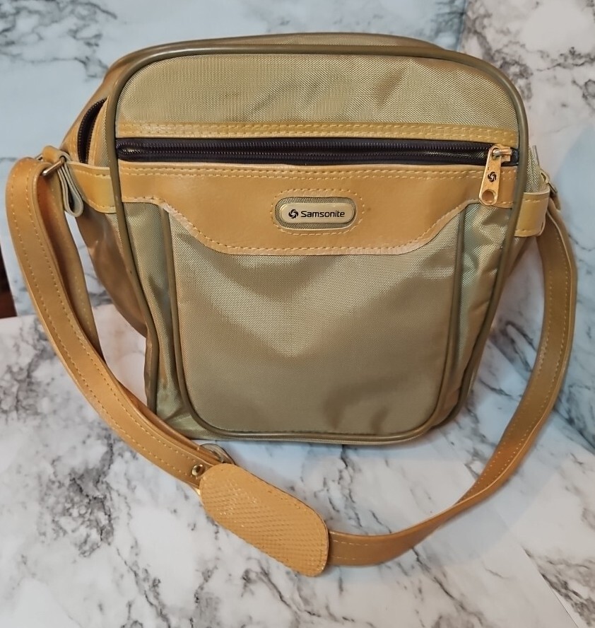 Samsonite Special Edition Cross Body Carry On Bag Man Purse Safari Tan Vintage