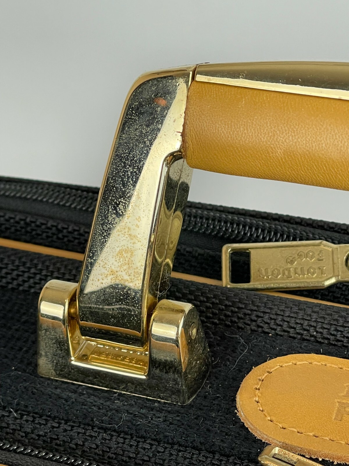 Vtg London Fog Carry On Overnight Suitcase Briefcase Shoulder Strap Black Tan