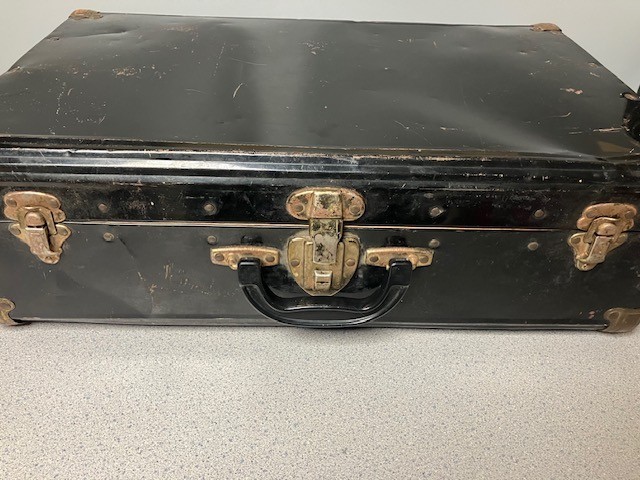 Vintage Black Metal Hard Shell Suitcase Luggage Case 20 x 13 x 6 1940-50s Travel