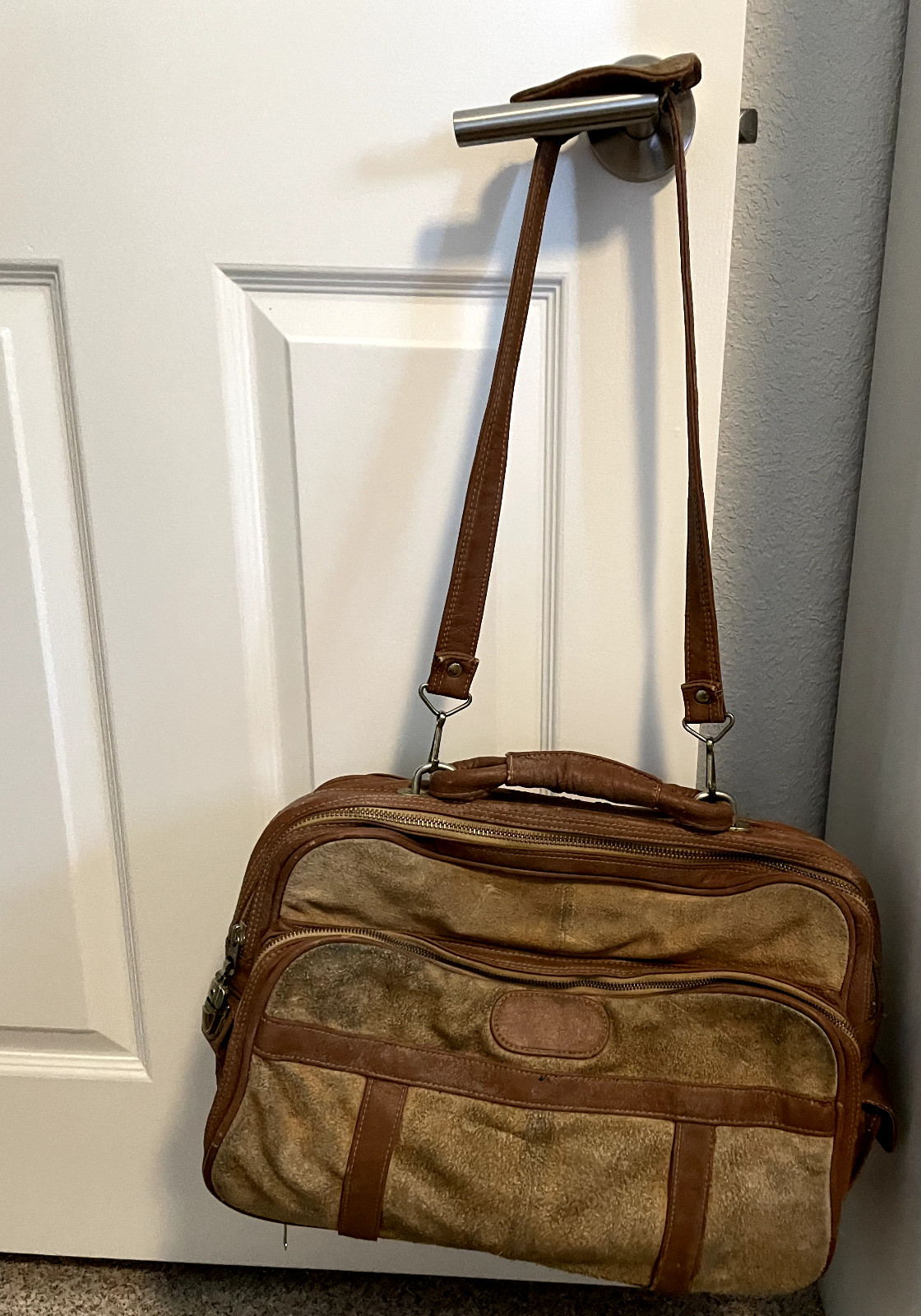 Vintage Airway Industries Luggage Shoulder Bag Carry On Satchel 17″x13″ Leather