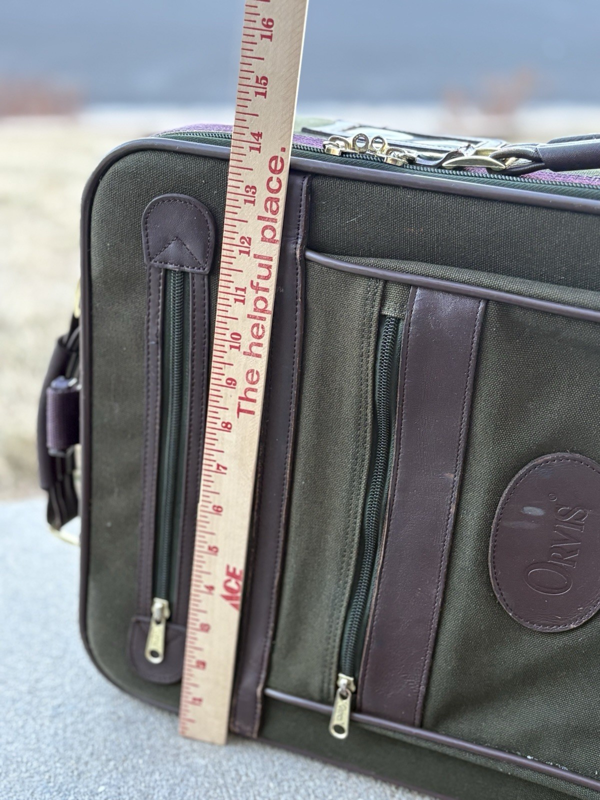 Vintage Orvis Battenkill Luggage Bag Rolling Suitcase Upright Carry On Green 22”