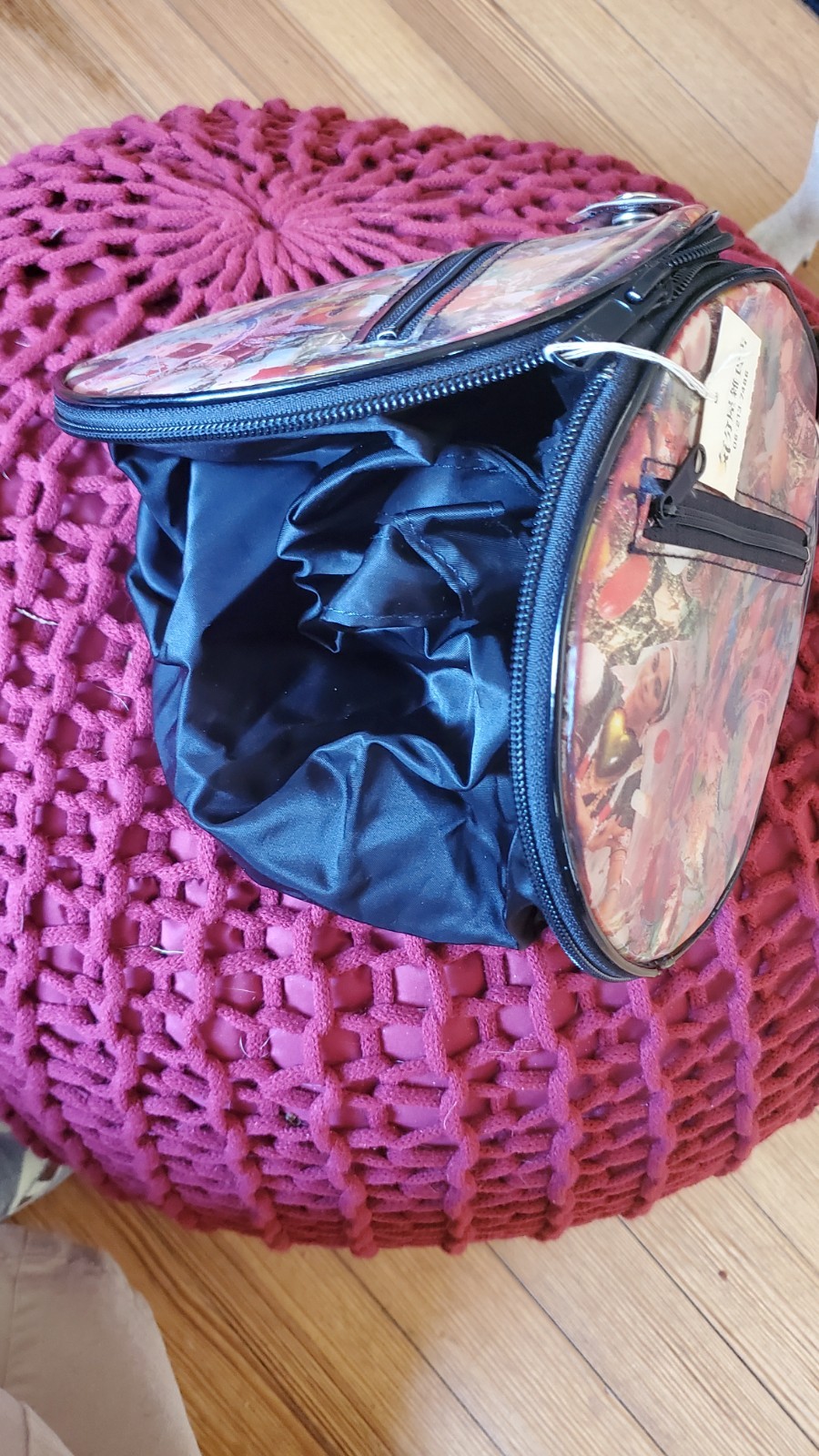 vintage Japanese expandable bag.