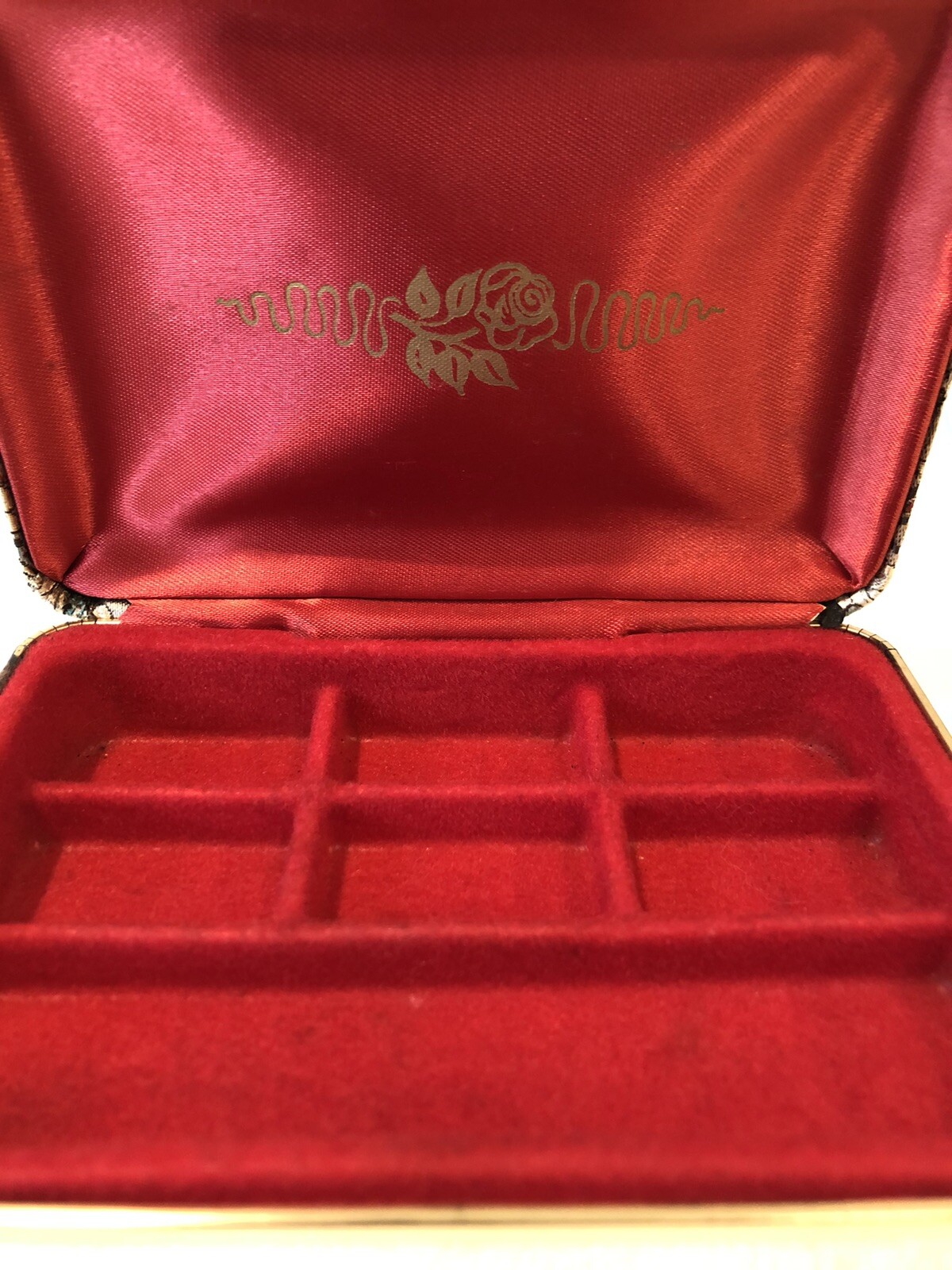 Vintage Jewelry Box Case Travel Clamshell Cream Red Velvet Gold 1960s Retro