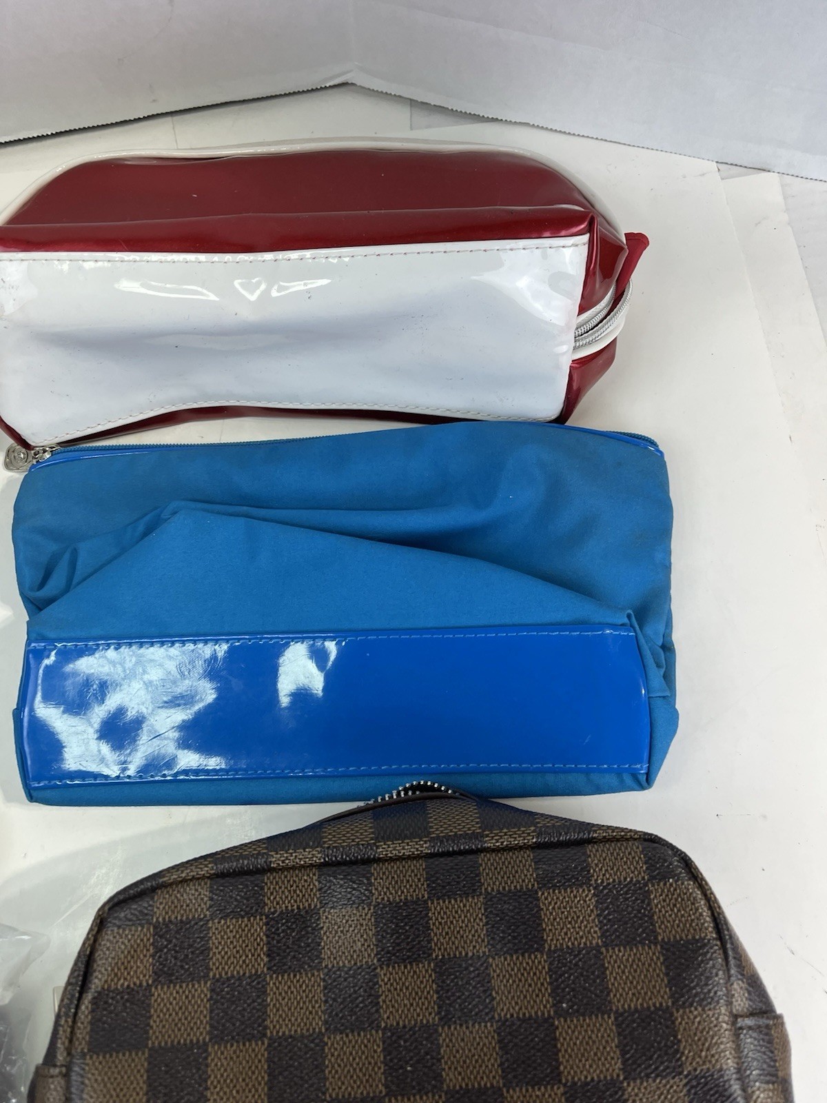 Travel Pouches Lot Vinyl & Cloth (Lanscome) Some Vintage + Airline Accessories