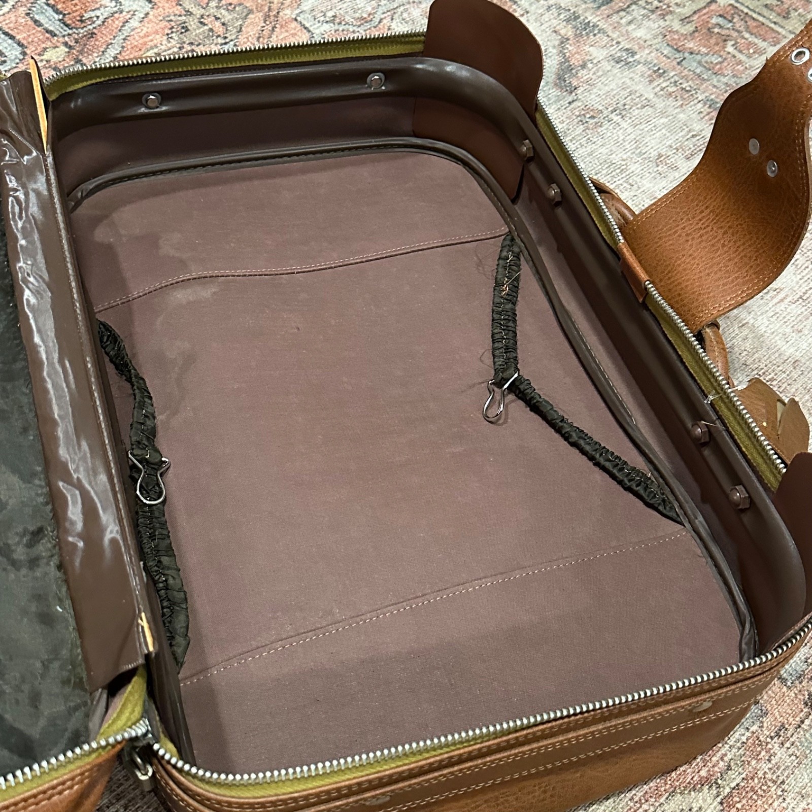 Vintage Meridian Suitcase Brown Textured With Buckle and Handle In Great Shape