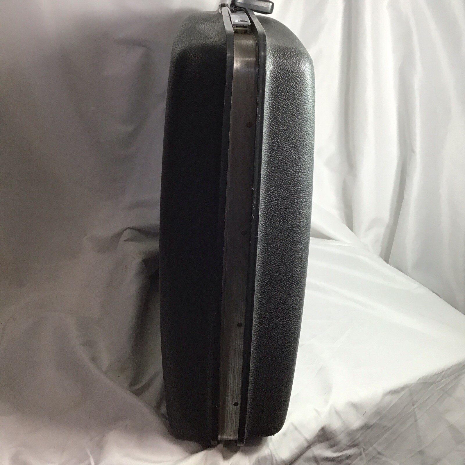 Samsonite Saturn Gray Plastic 26” Hard case Vintage Travel Suitcase 1960-70