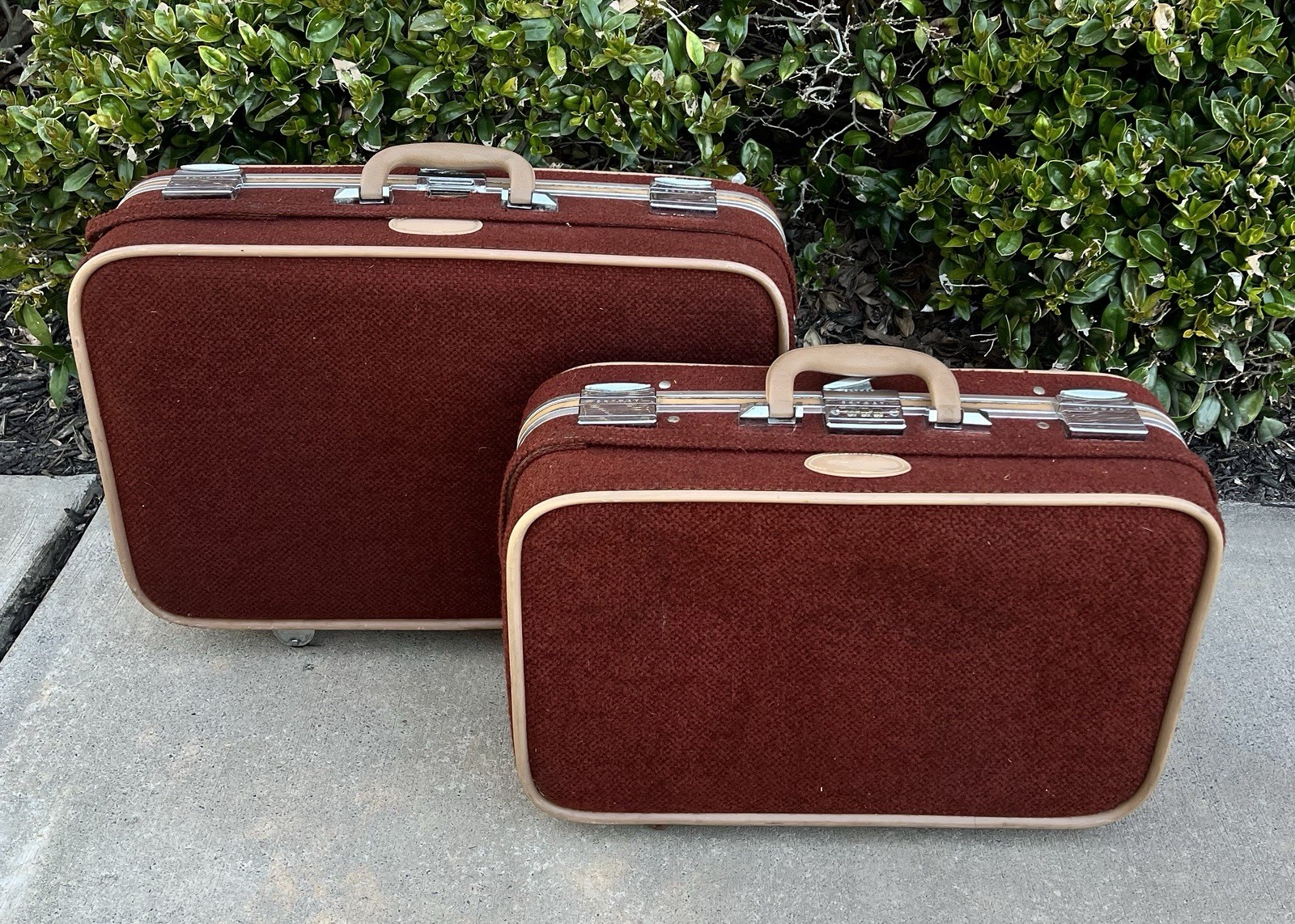Vintage 1970’s Skyway Brown Tweed 2pc Med & Sm Suitcases W/Wheels- Pls Read!