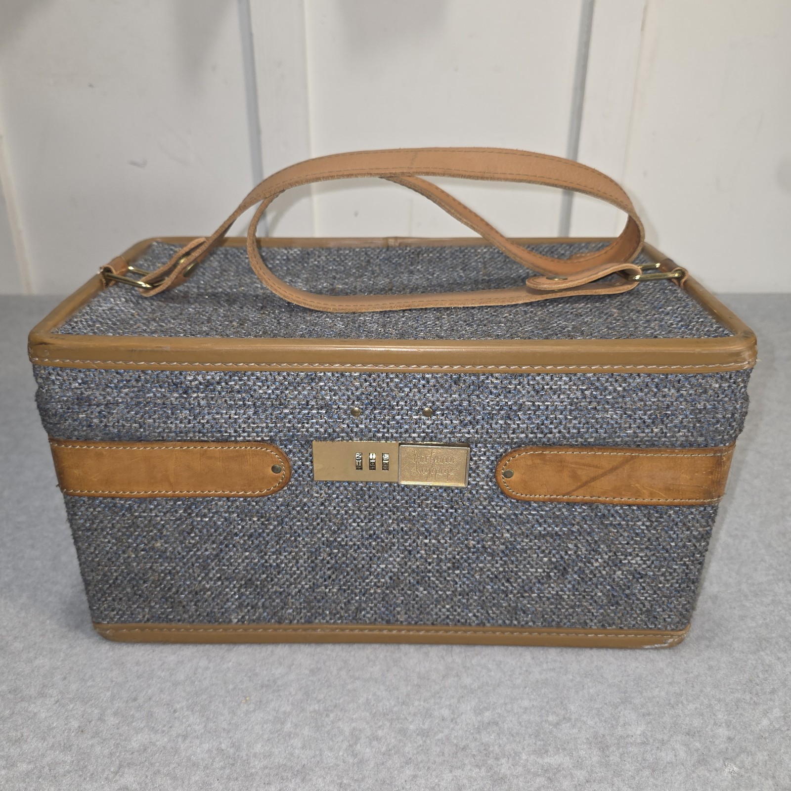 Hartmann Tweed & Belting Leather Train Case Vtg Luggage Make-Up Cosmetic Case