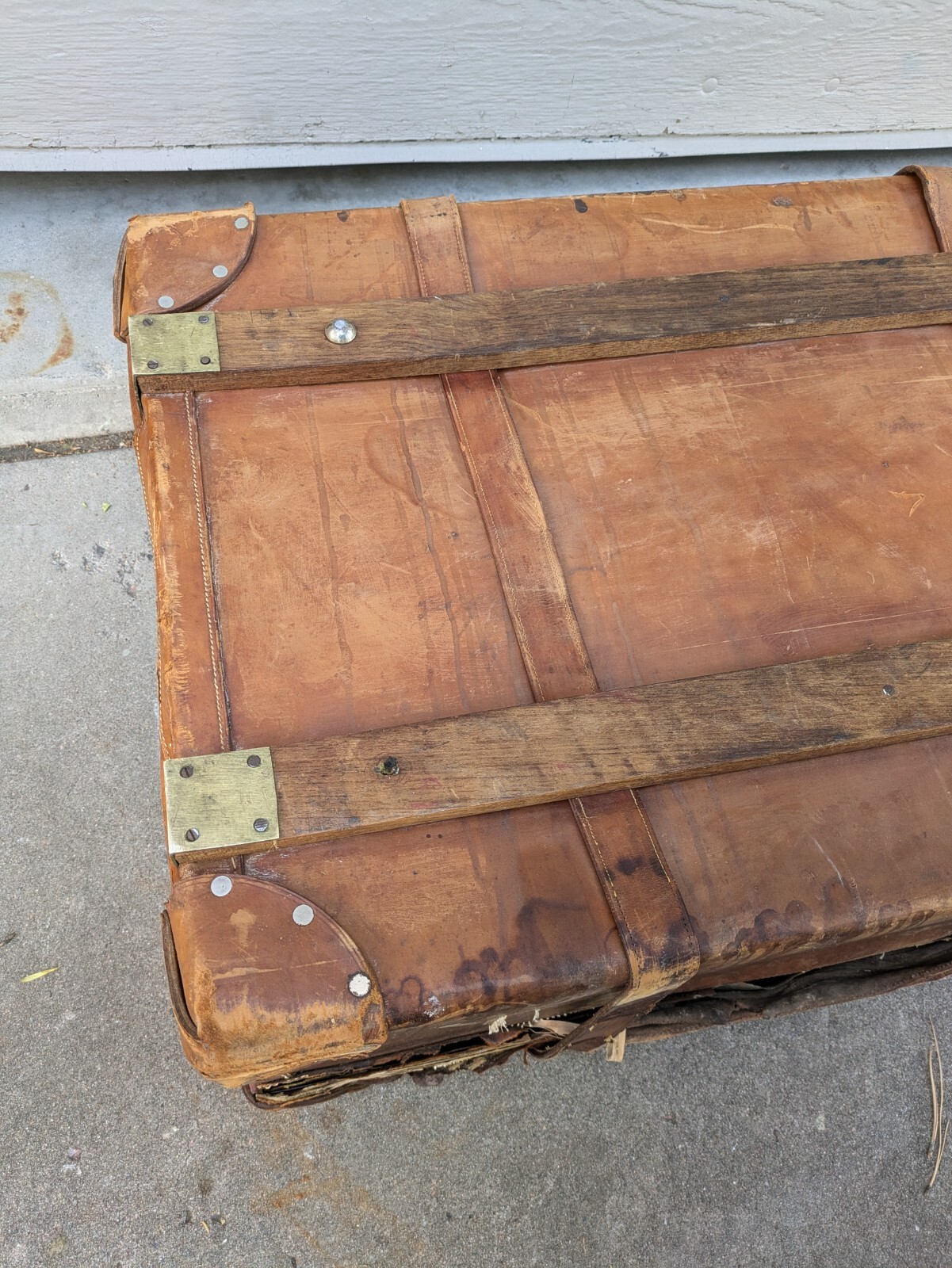 Antique Victorian Cowhide Leather Steamer Suitcase Trunk – Travel/Luggage
