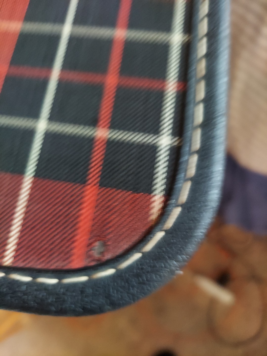 Vintage Tartan Plaid Train Case with Dual Latches.