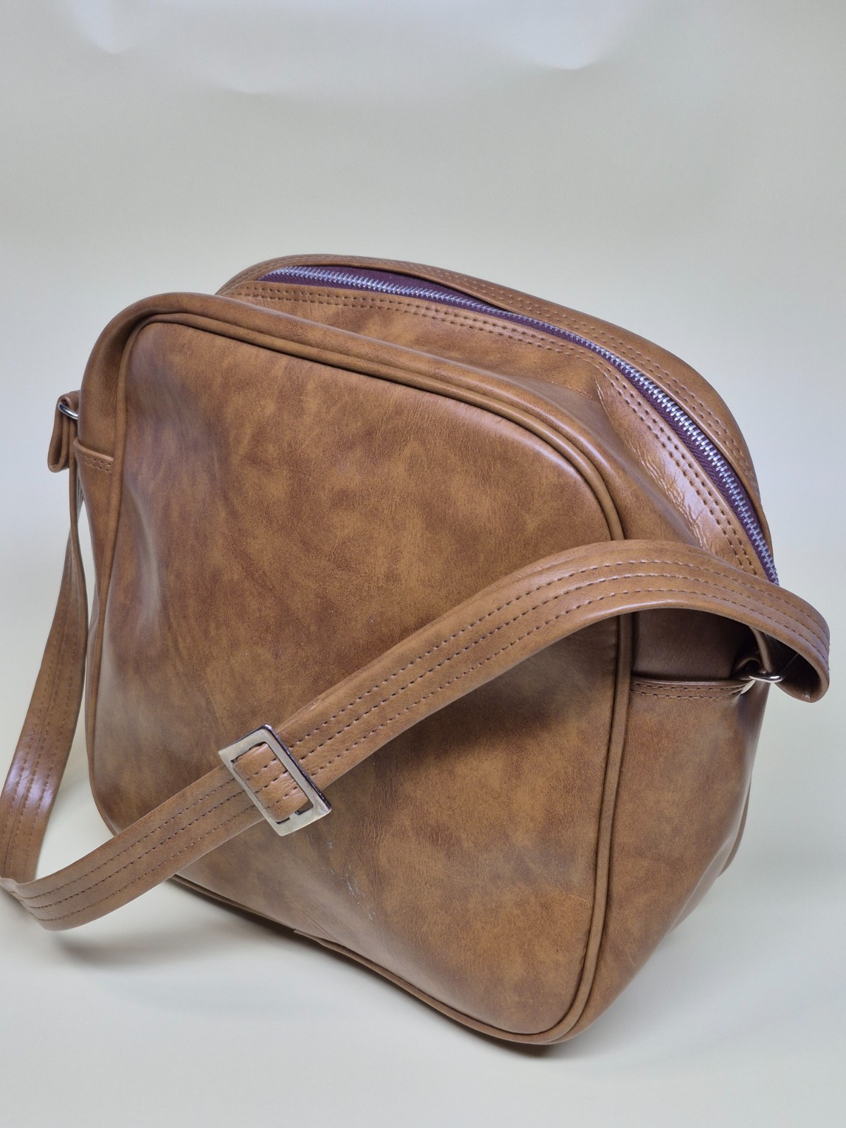 Vintage c.1970 Airways Industry Inc. Leather Carry-On Luggage