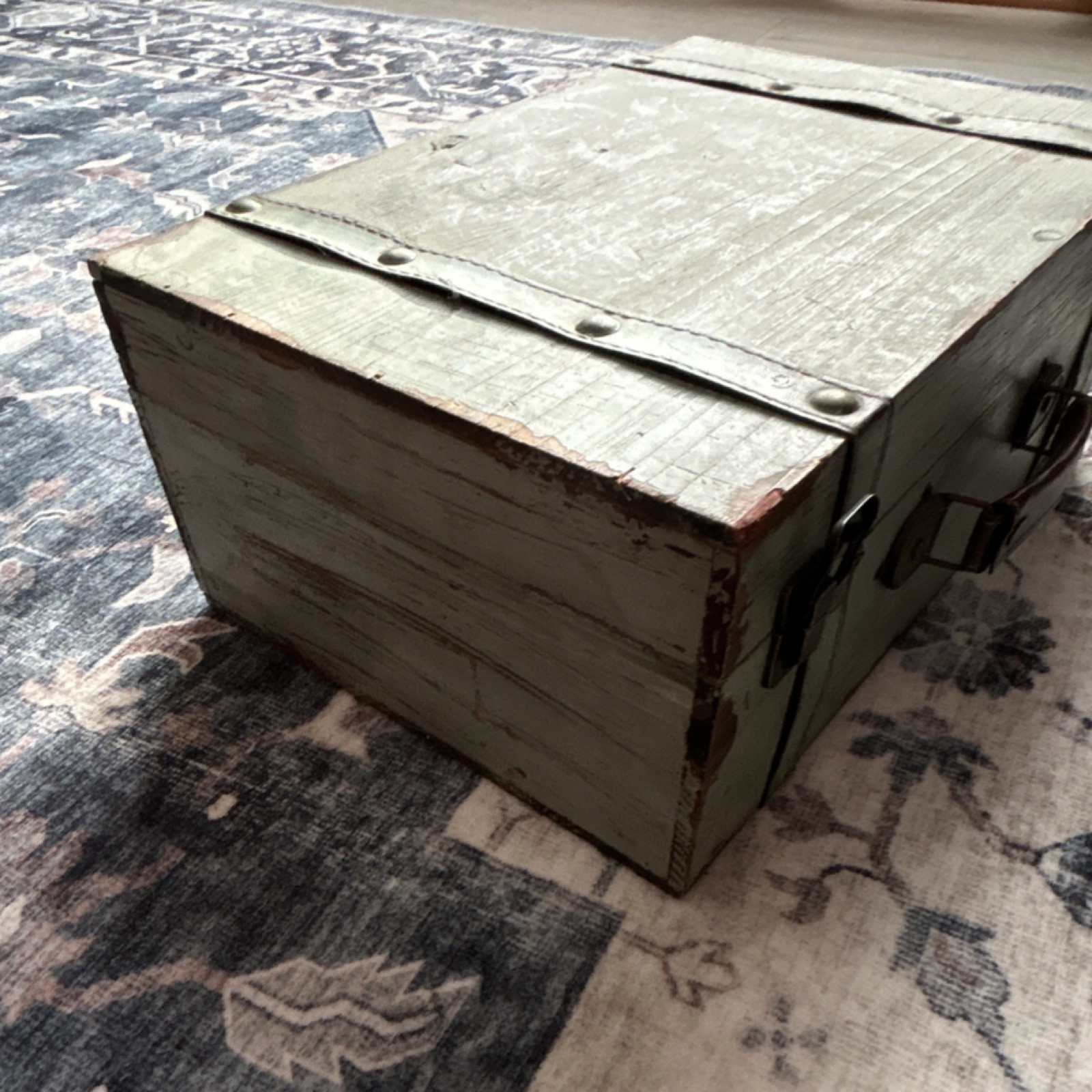 Vintage Wooden Hard Suitcase Green Brown Lockable True Antique Storage