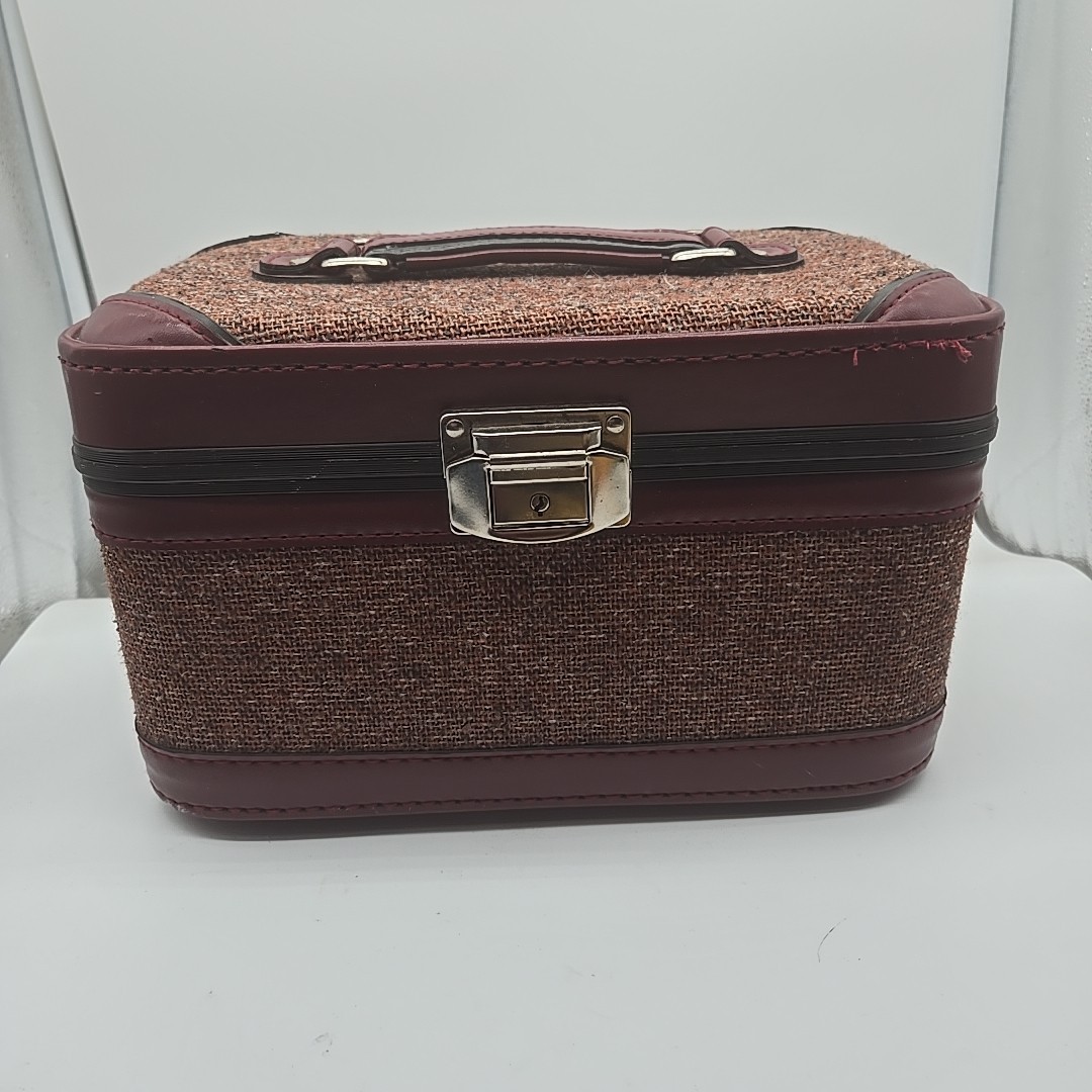 Vintage Train Case Burgundy Tweed with Tray & Mirror 12.5 X 8 X 7.5 Unbranded
