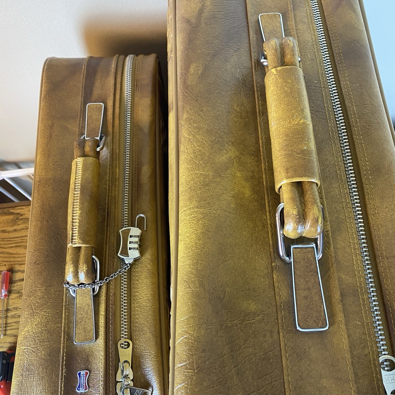 VTG Set Of 2 1978 American Tourister Pullman 26” & 22” Suitcases Luggage Bags