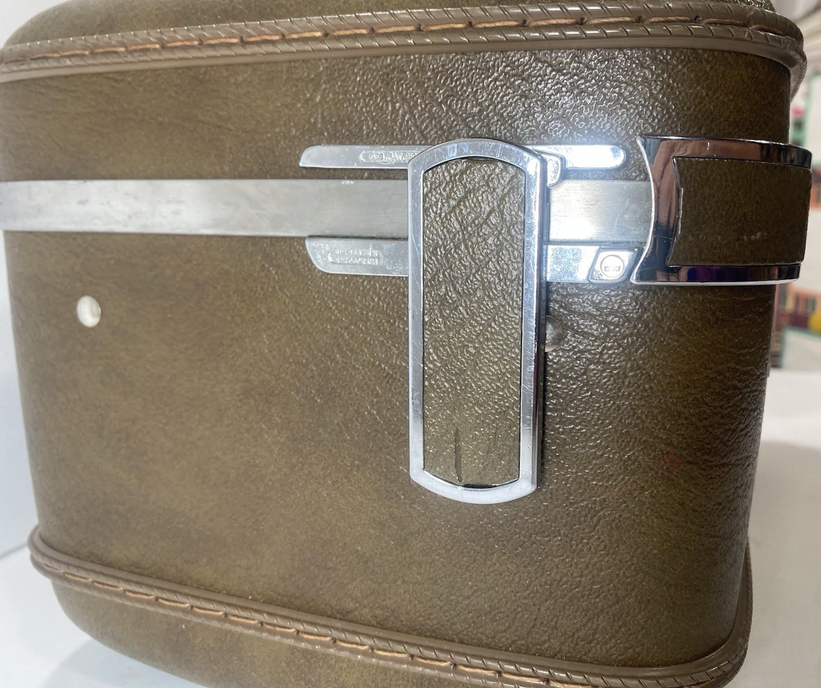 American Tourister Train Makeup Case Brown Hard Shell Combo GWR on Front 532