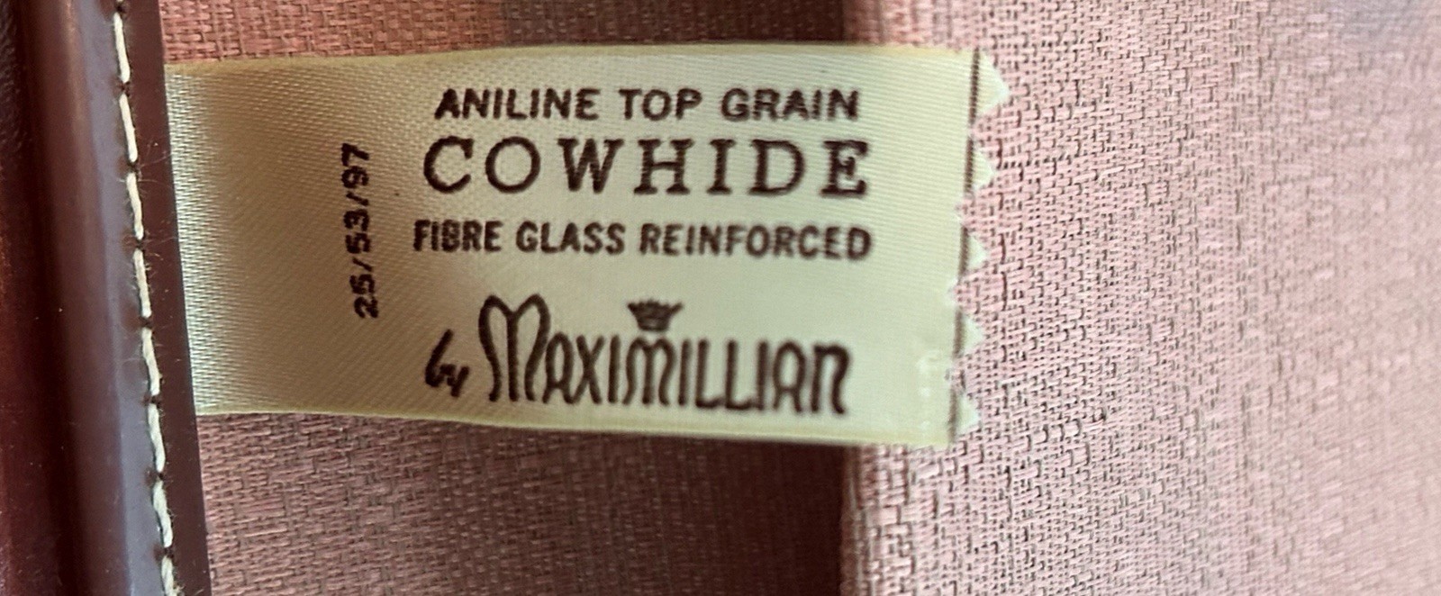 VTG Maximillian Top Grain 21” Leather Suitcase Chestnut Brown 21” X 2 Keys