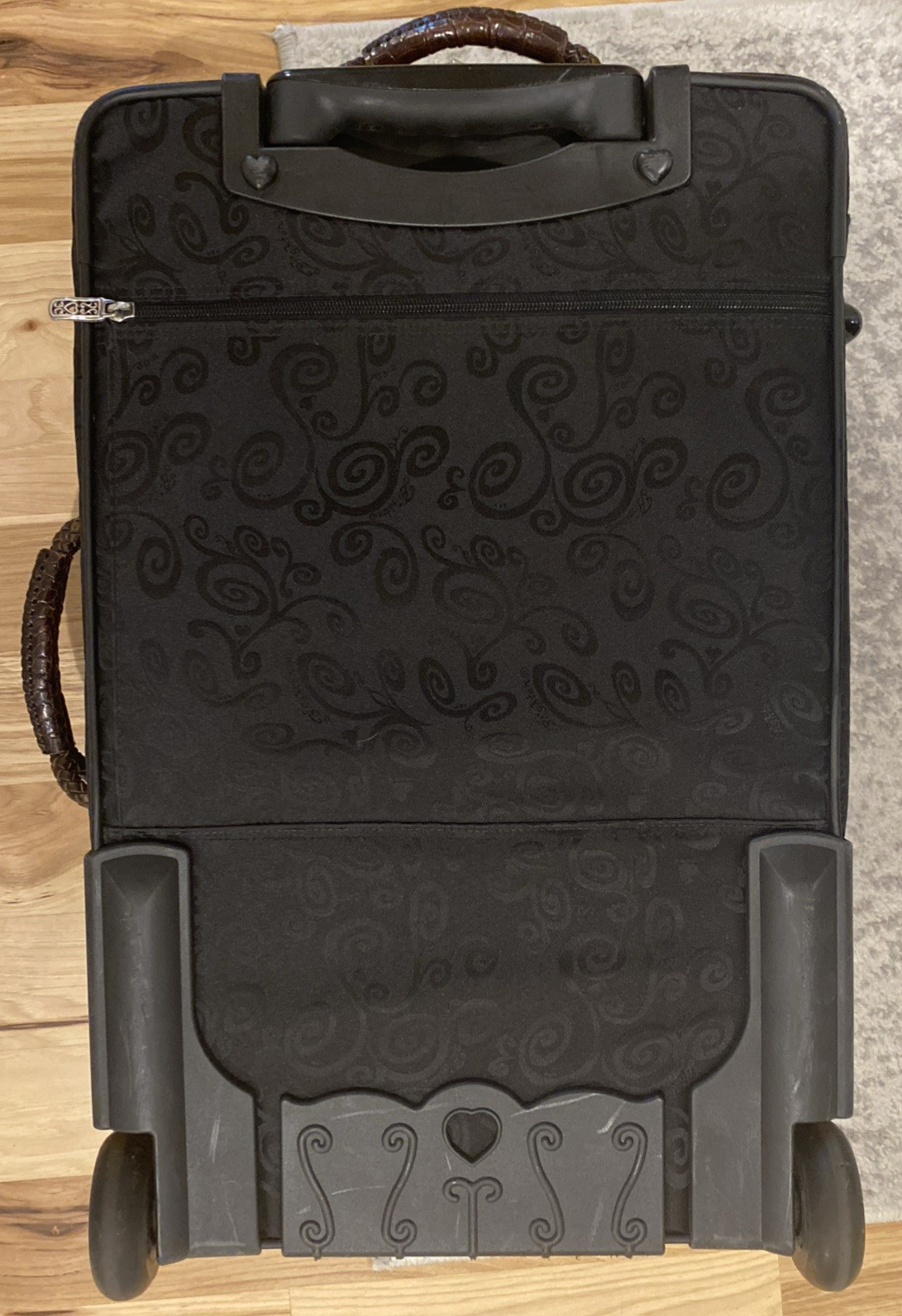 Brighton 22″ Black Brown Croc Rolling Carry On Luggage