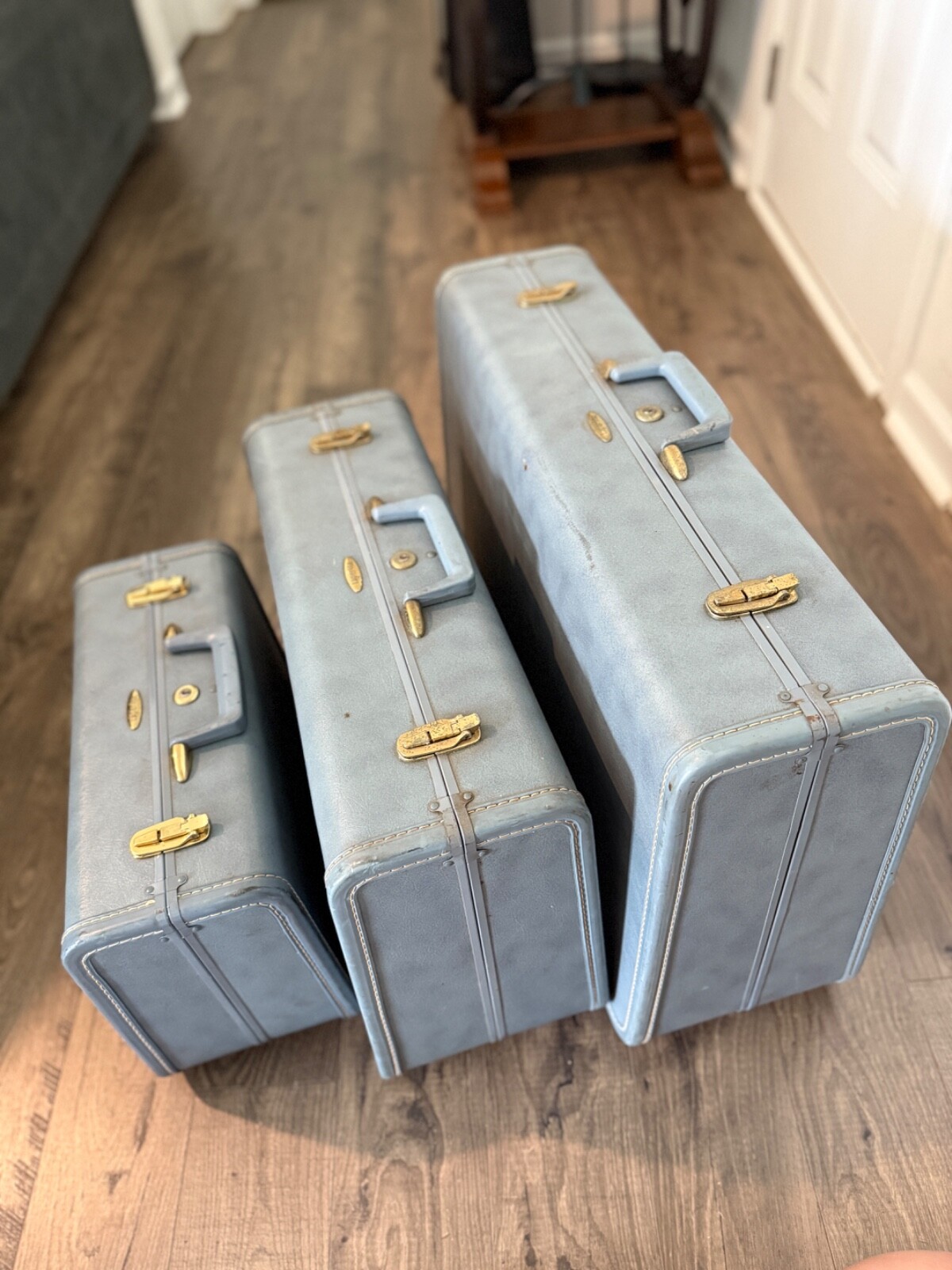 Matching Set Of Vintage Baby Blue Hard Side Suitcases (3) 16″, 20″, 23″🇺🇲WOW!!