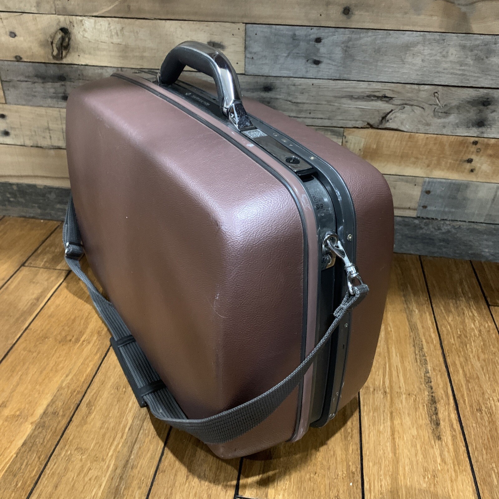 Vintage 1987 Samsonite Silhouette 4 Rolling Hard Suitcase Dusty Rose Carry On