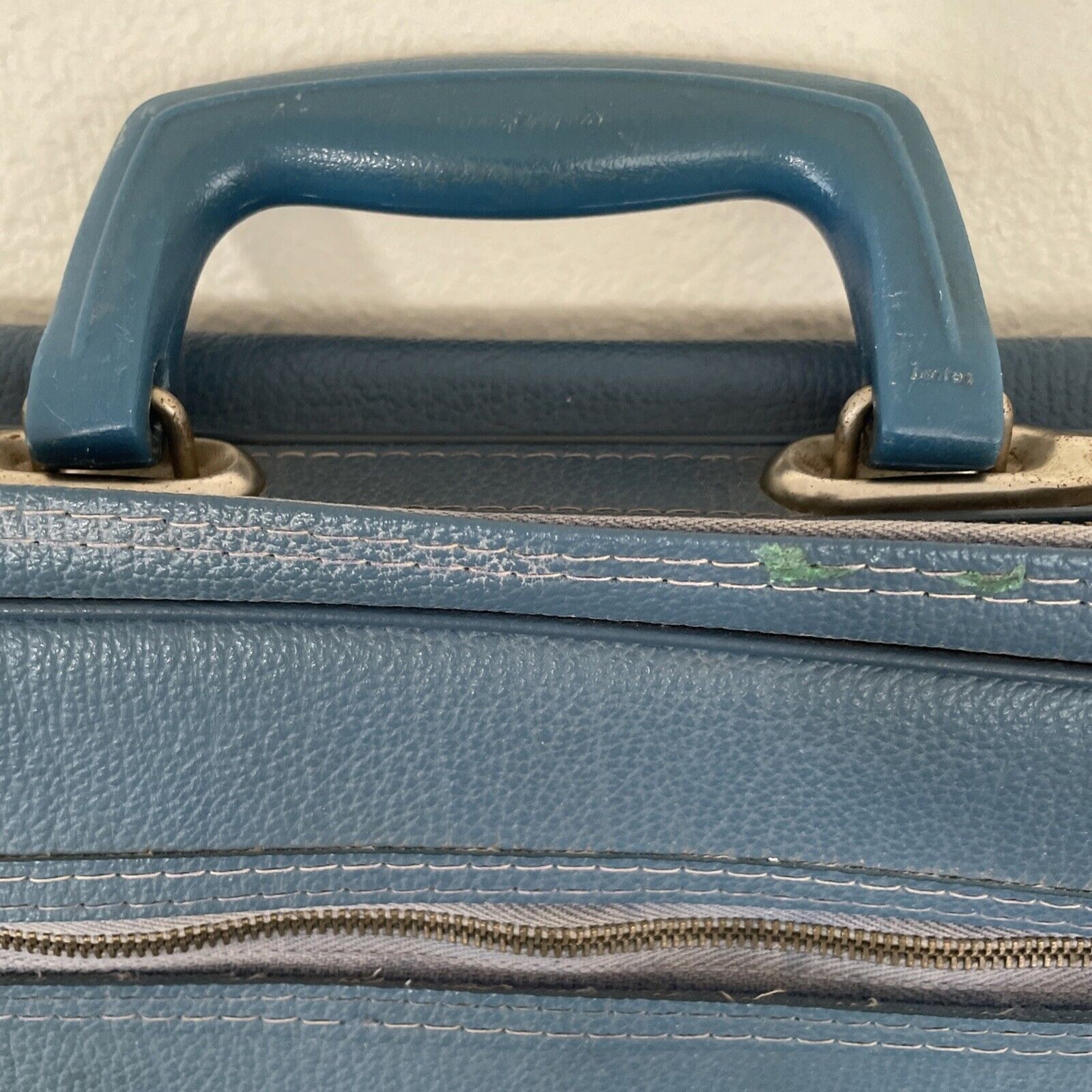 Vintage Bantam Travelware Overnight Suitcase Bag Blue Carry-on *READ*