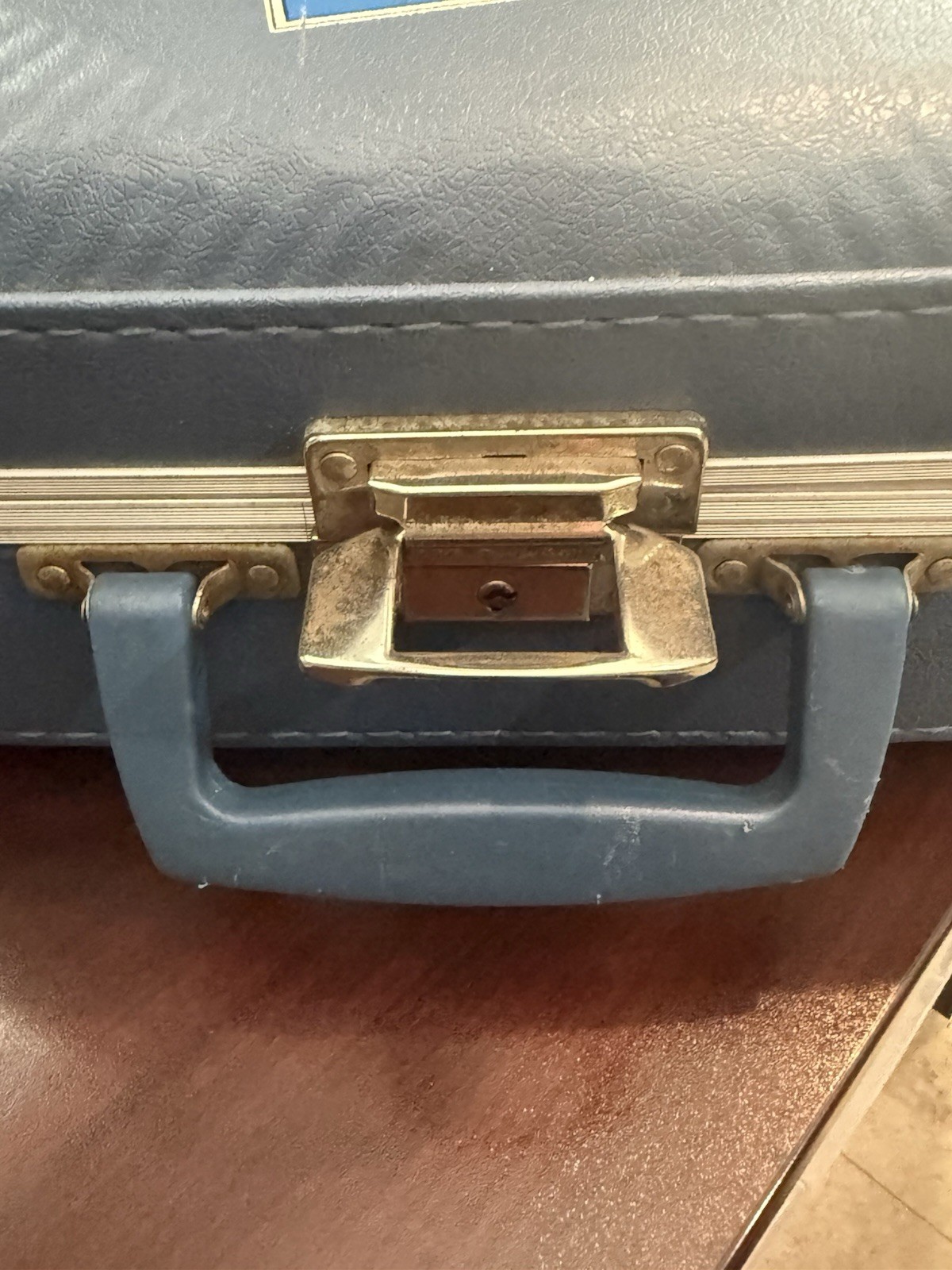 VTG 70’S BLUE MINI 10″X 14.5″ HARD SUITCASE LUGGAGE BAG W DECALS