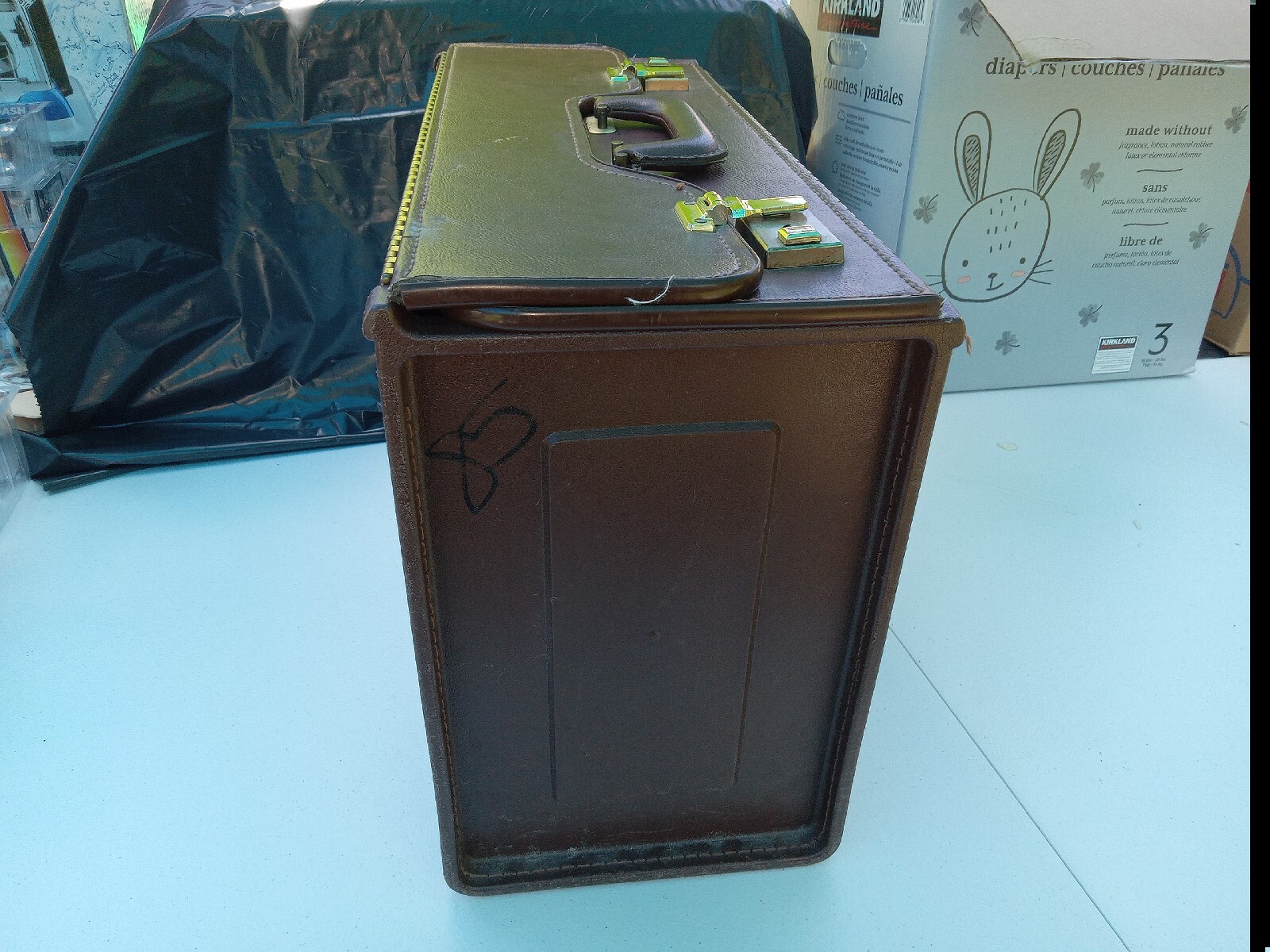 Vintage Stebco Suitcase With Retro Clip Closure 1960s Storage Movie Props Trl7