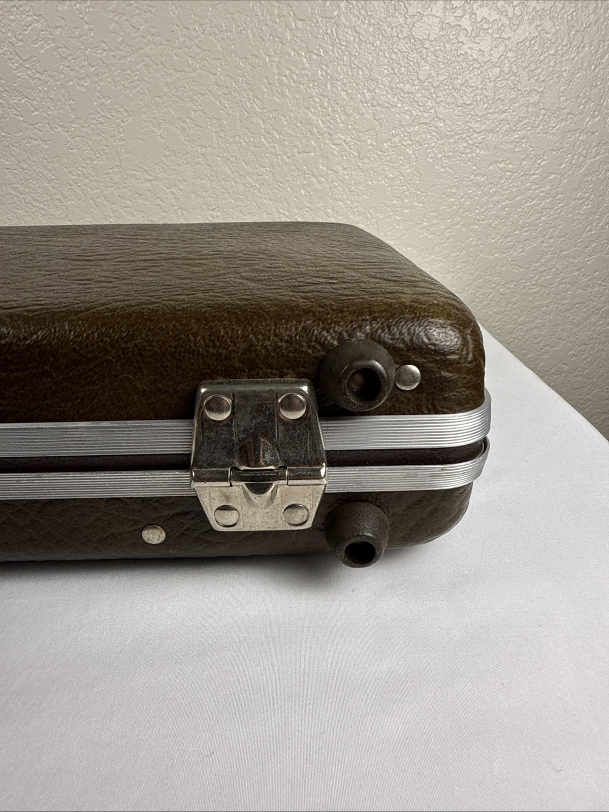 American Tourister Hard Shell Briefcase Case Brown USA Unlocked No Key