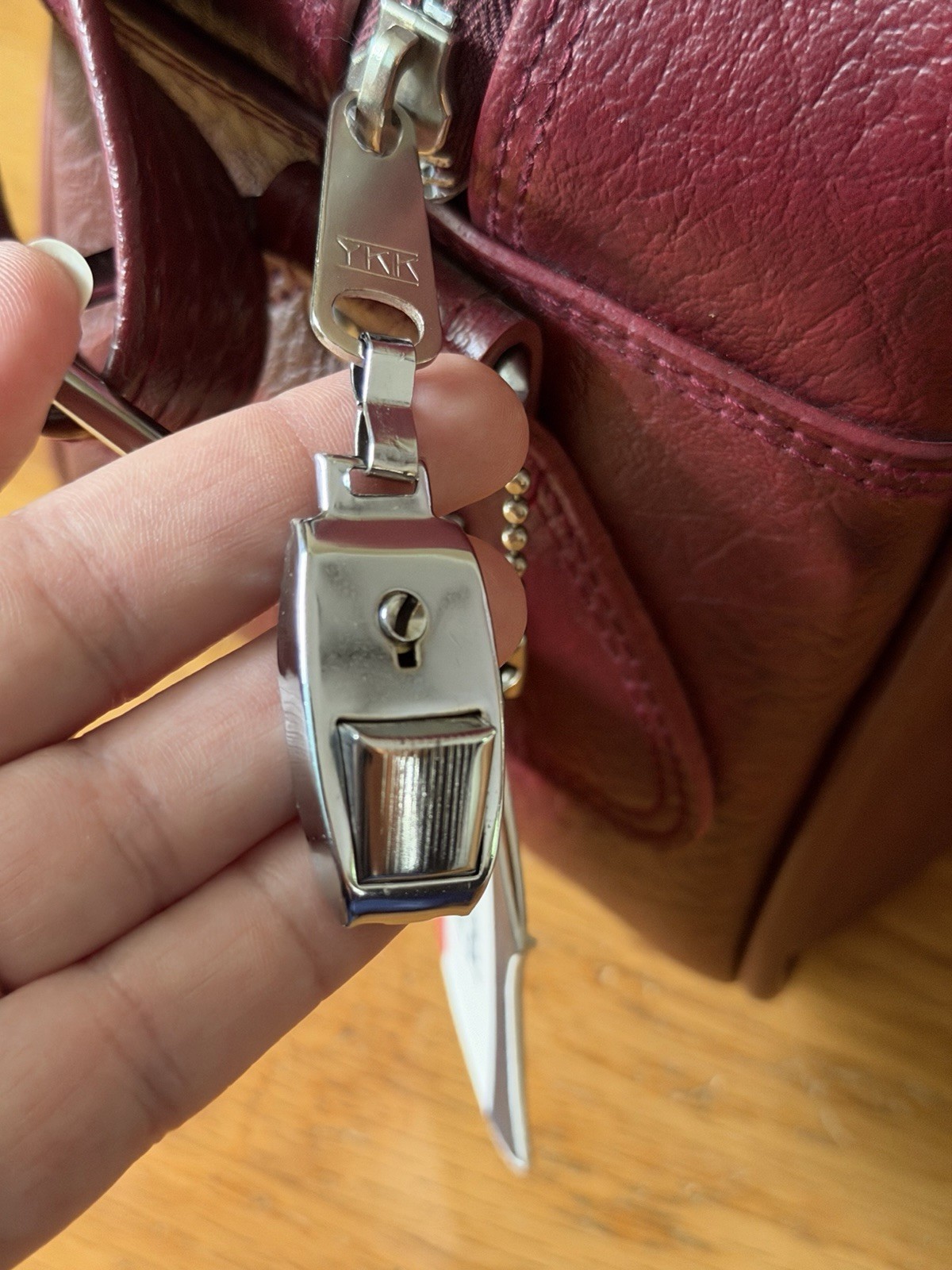 Vintage American Tourister Burgundy Faux Leather Shoulder Bag 14”x11”x6”