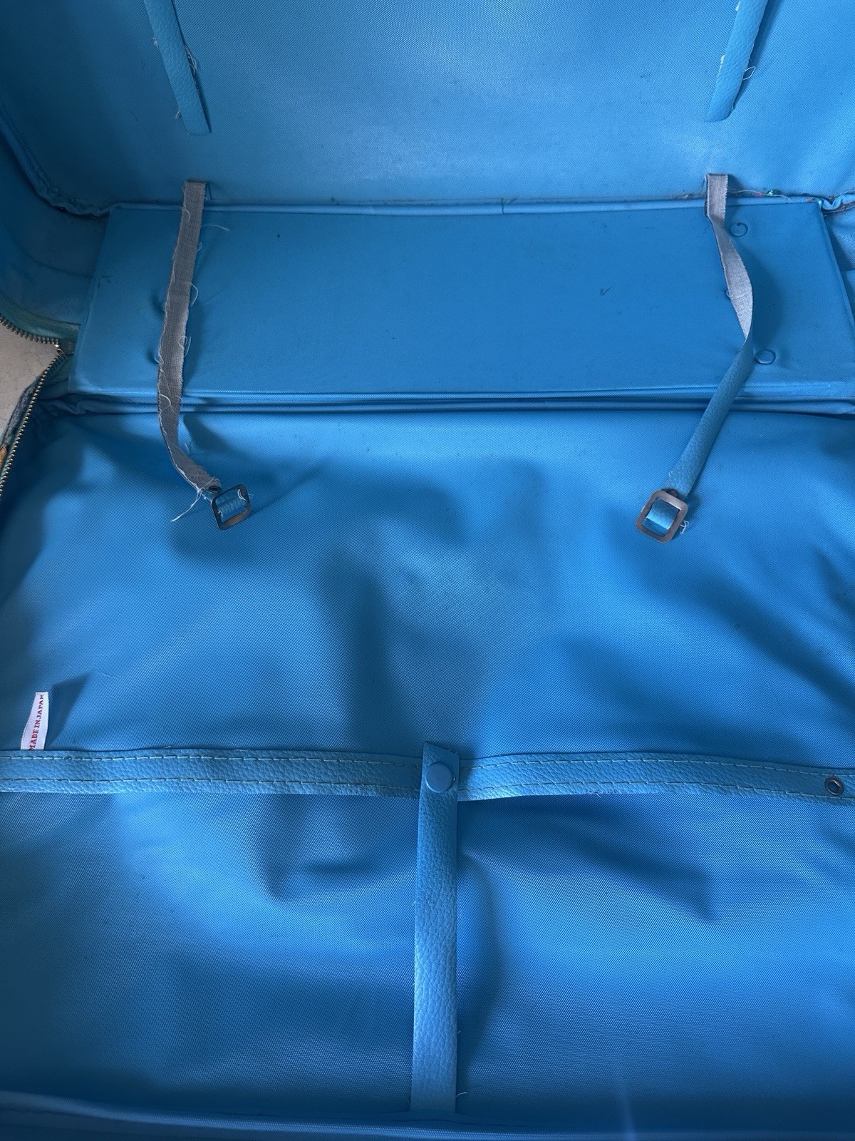 Vintage Suitcase Blue Floral Flowers Bantam Retro Travel 1960’s 70’s Carry On