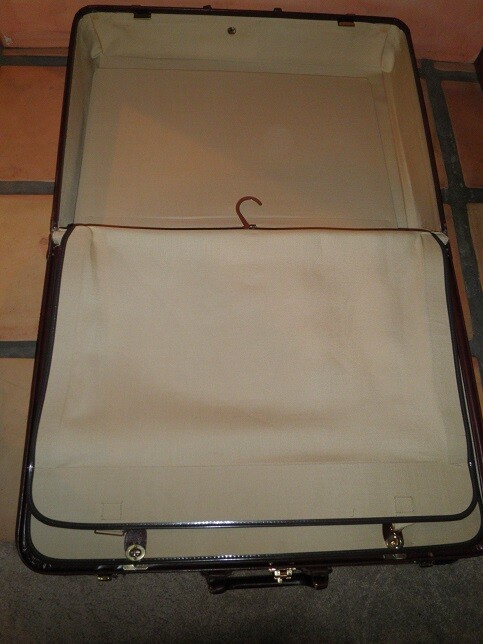 Vintage Leather Suitcase, Never Used and in Brand-New Condition