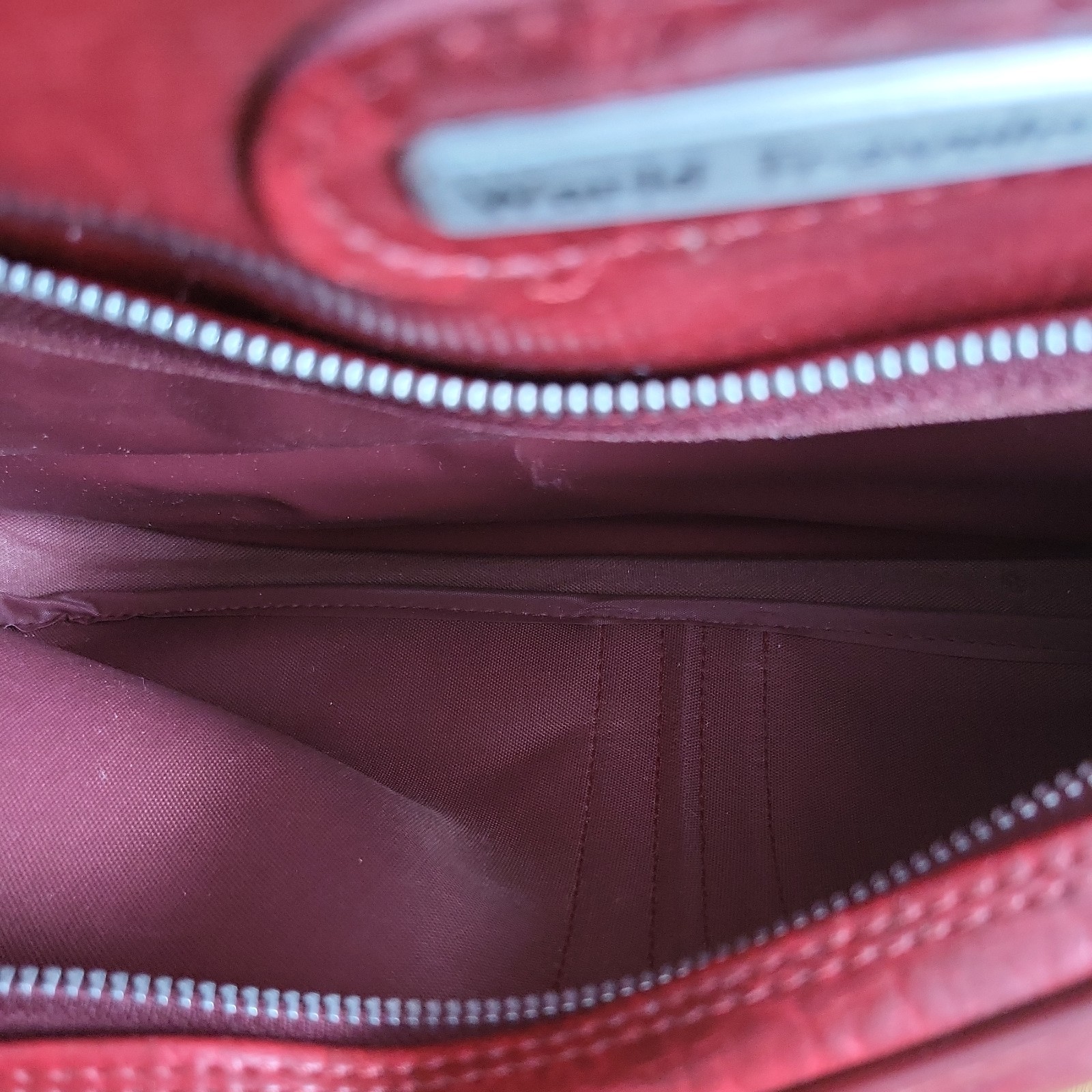 Vtg 70’s World Traveler Maroon/ Red Retro Luggage CARRY ON Over Night Travel Bag