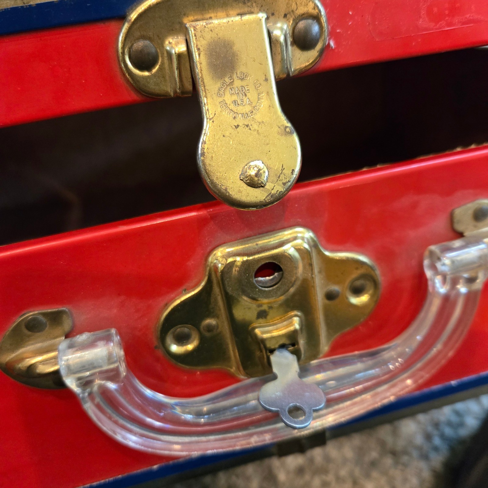 Vintage Roller Skate carrying Case Red Star Hard Shell Trunk Eagle Lock Co + key