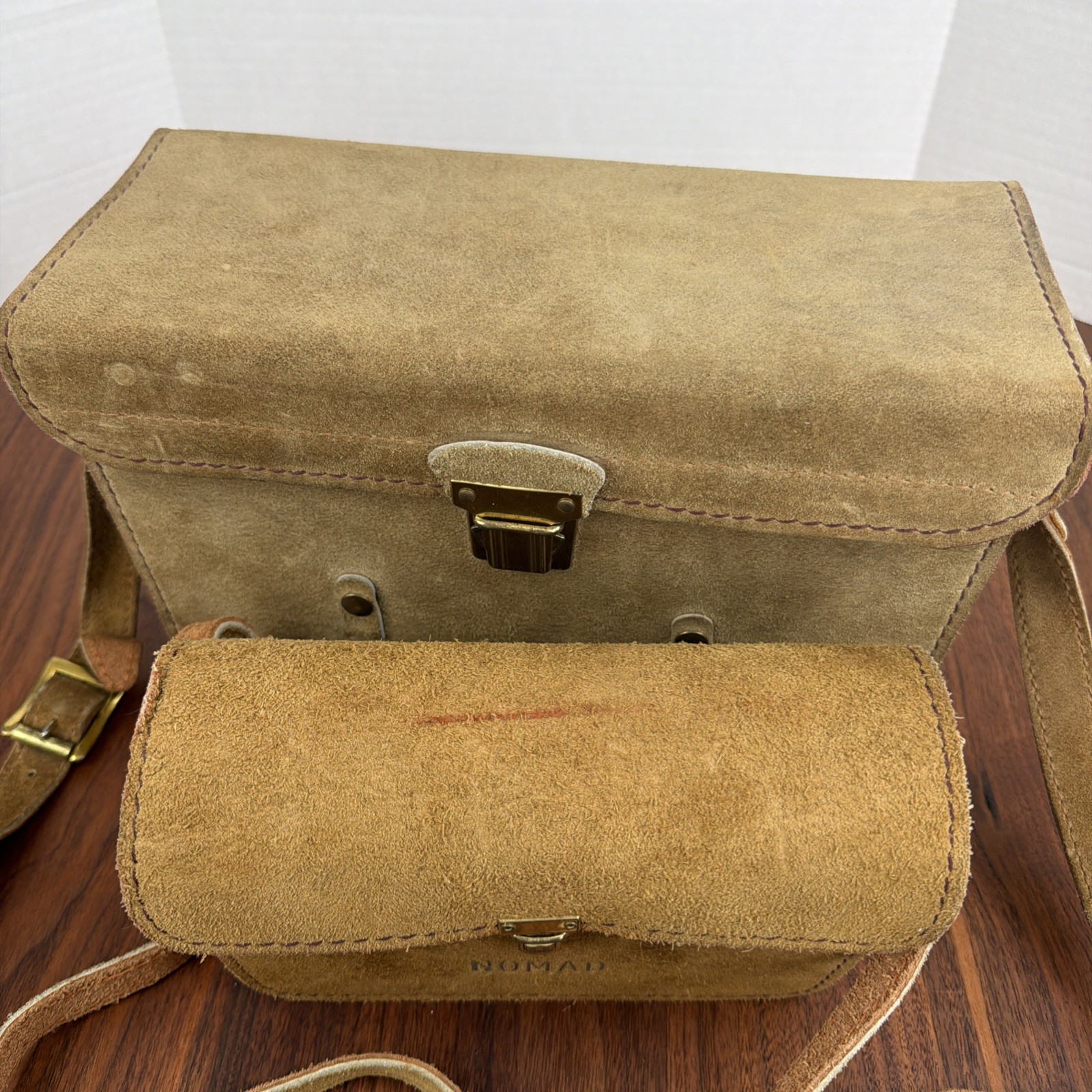 VTG 60s NOMAD Suede Leather Brown Luggage Train Case Green Velvet Lining 2 in 1