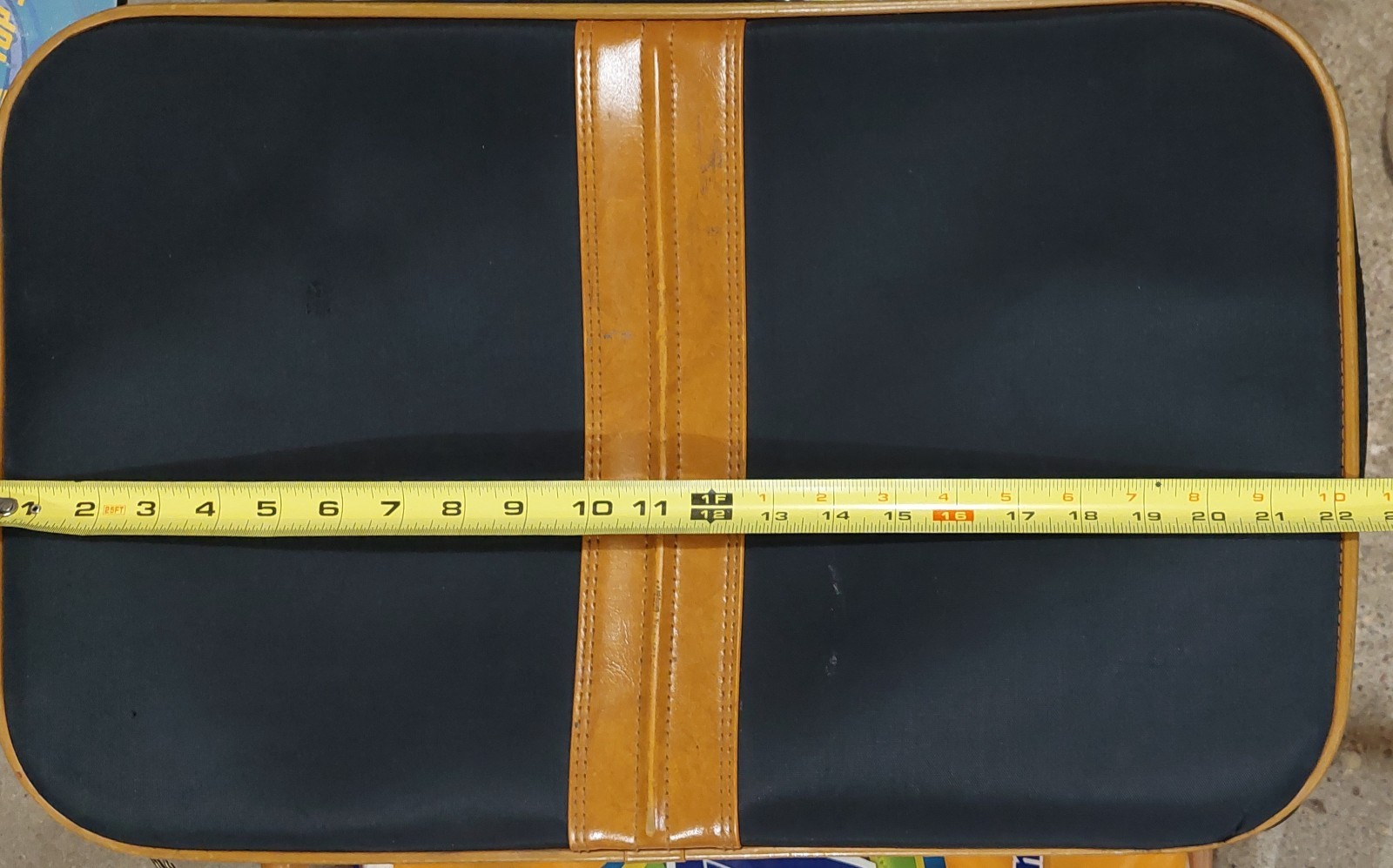 Vintage Suitcase ST-82 An ambassador design 1960’s See Pictures & Description